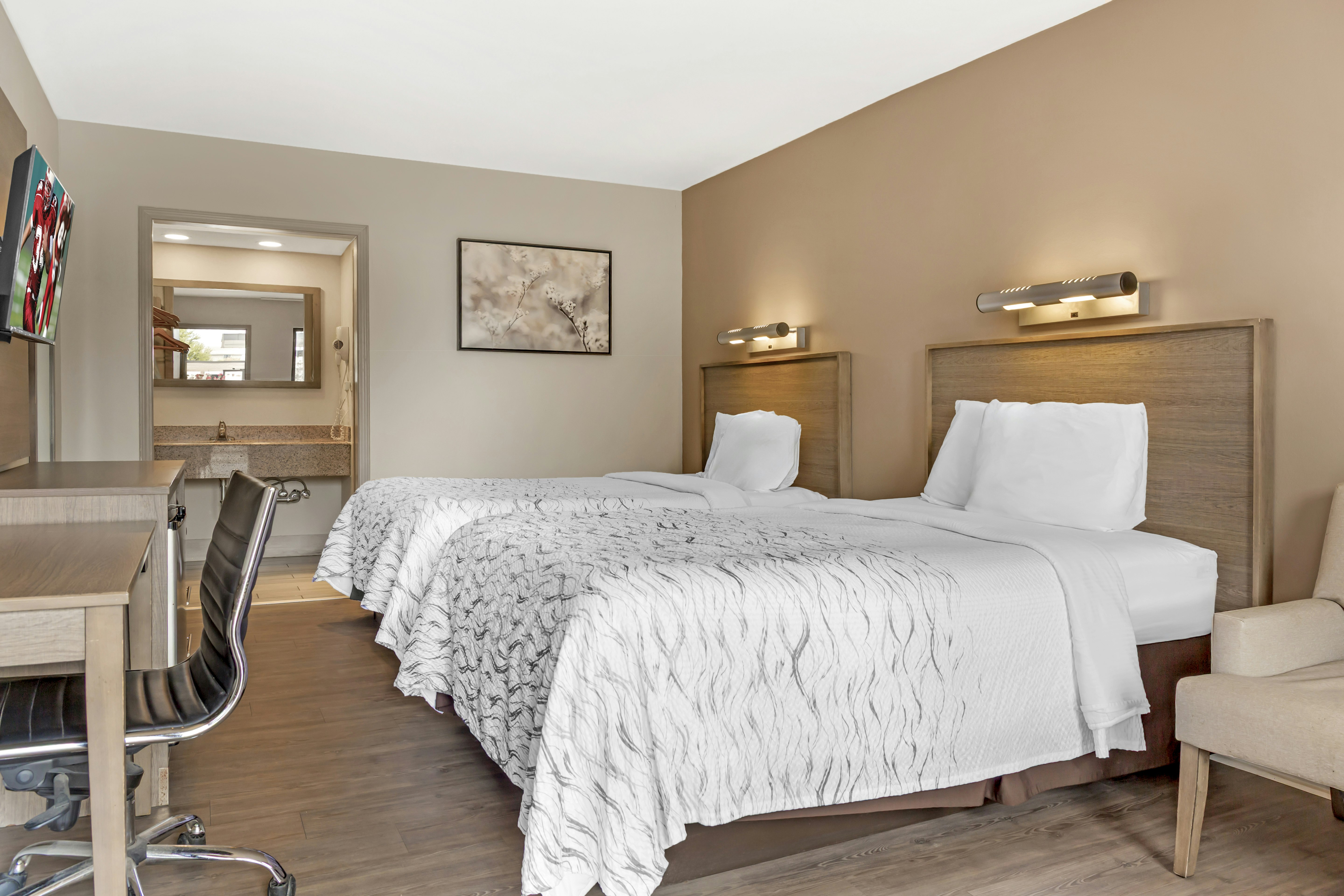 Deluxe 2 Full Beds Non-Smoking