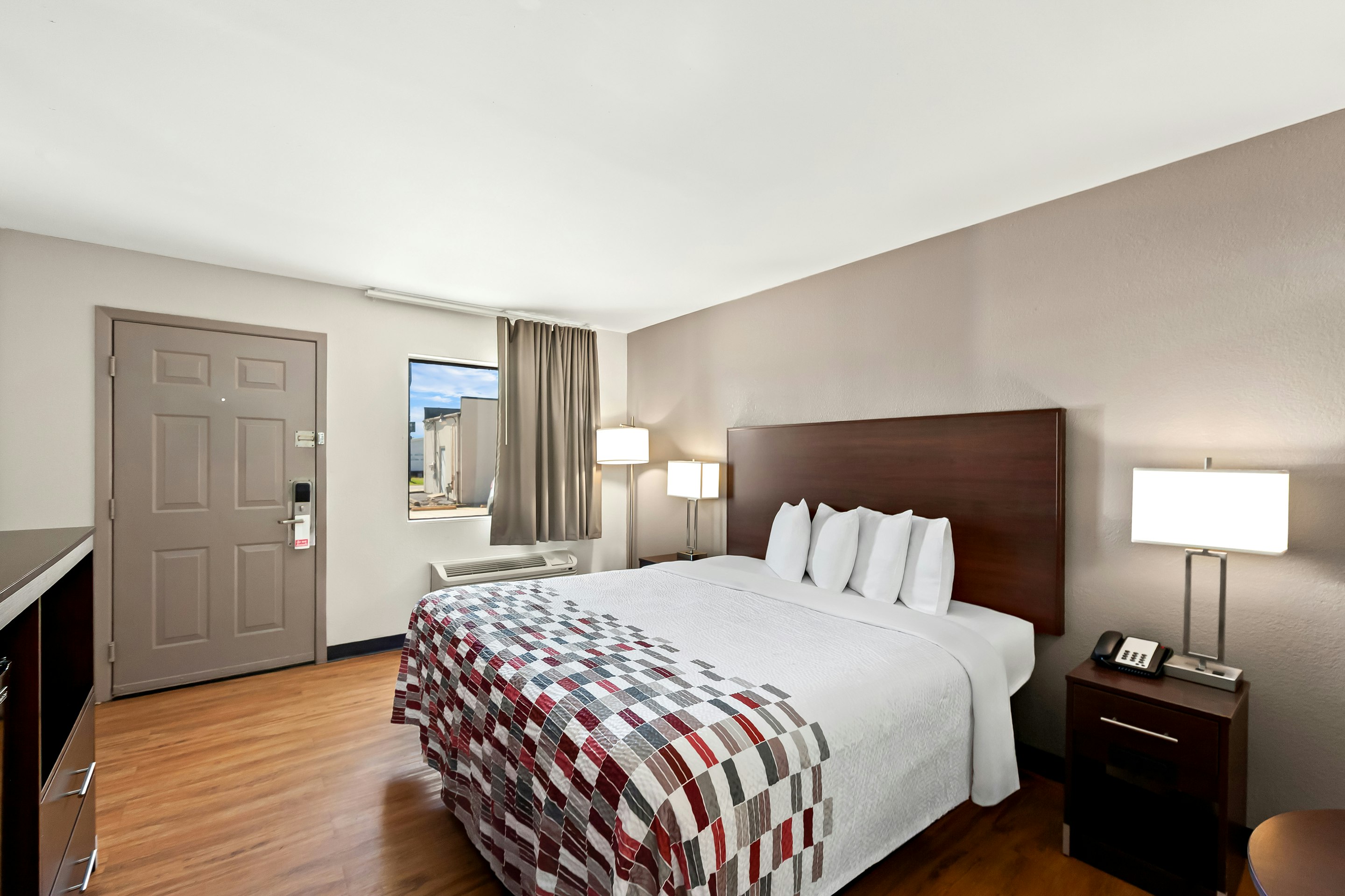 Red Roof Inn Muscle Shoals