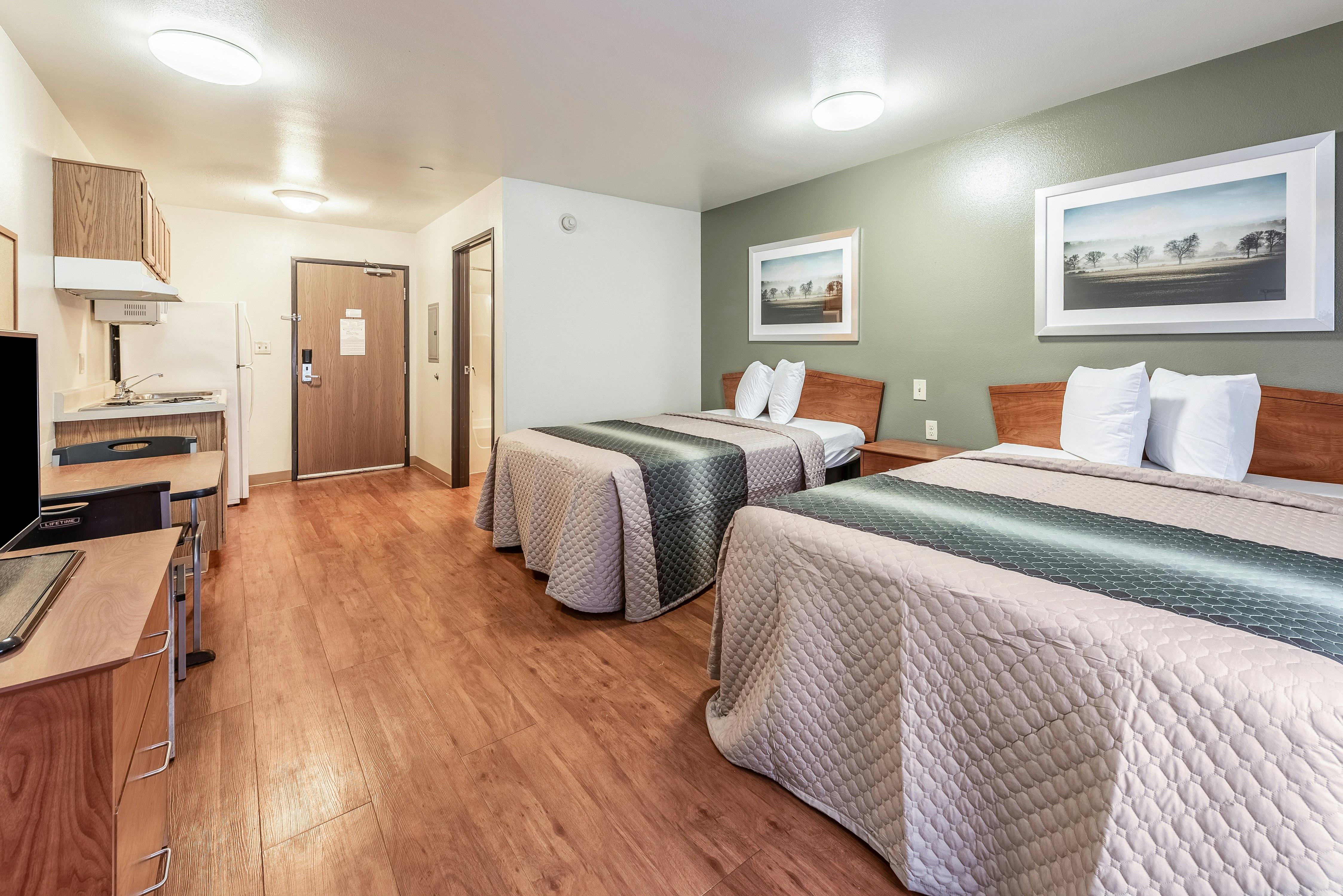 Studio 2 Full Beds Non-Smoking