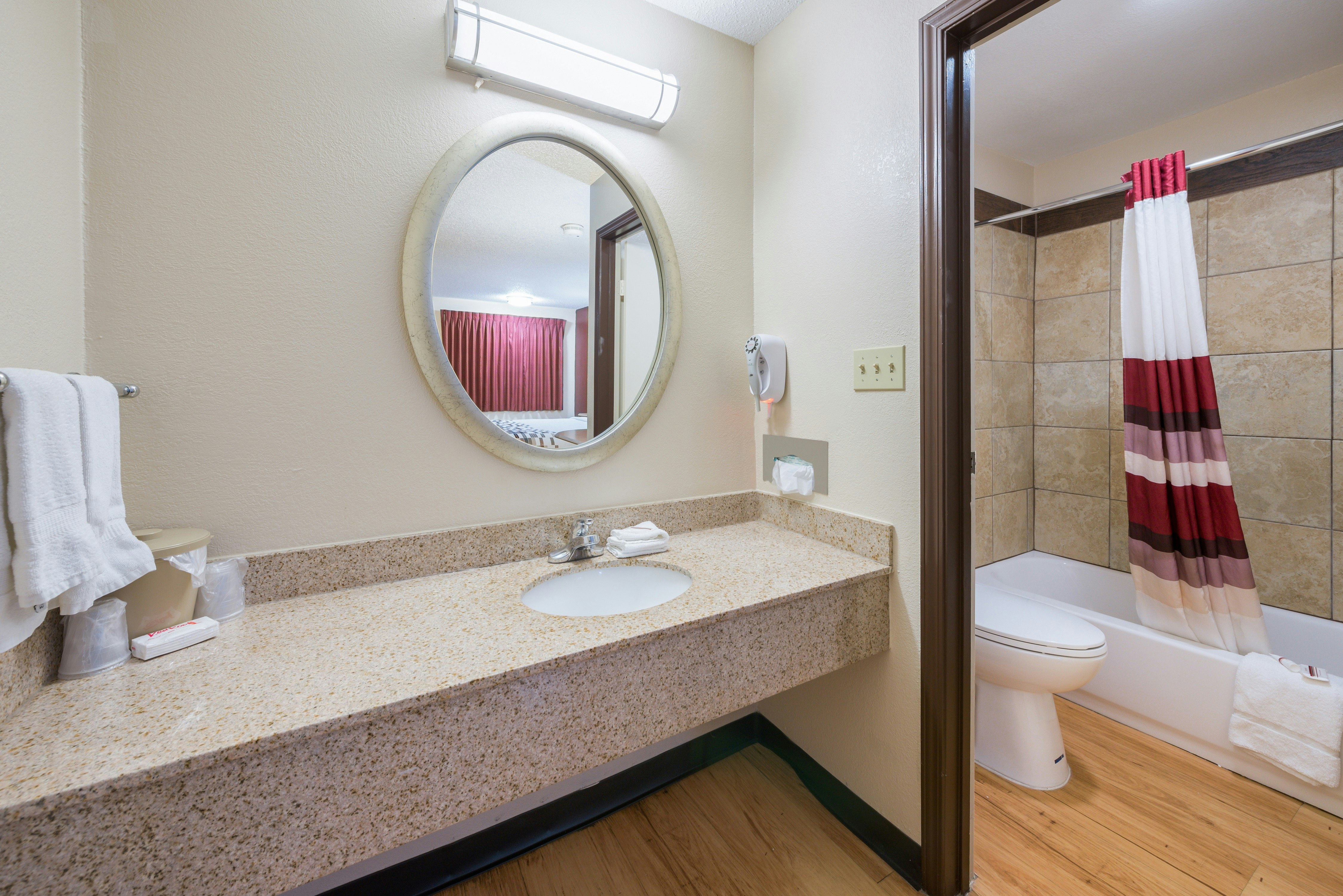 Red Roof Inn Columbus – Grove City