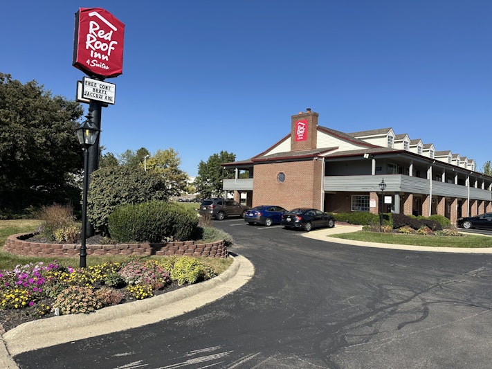 Red Roof Inn Suites Marysville