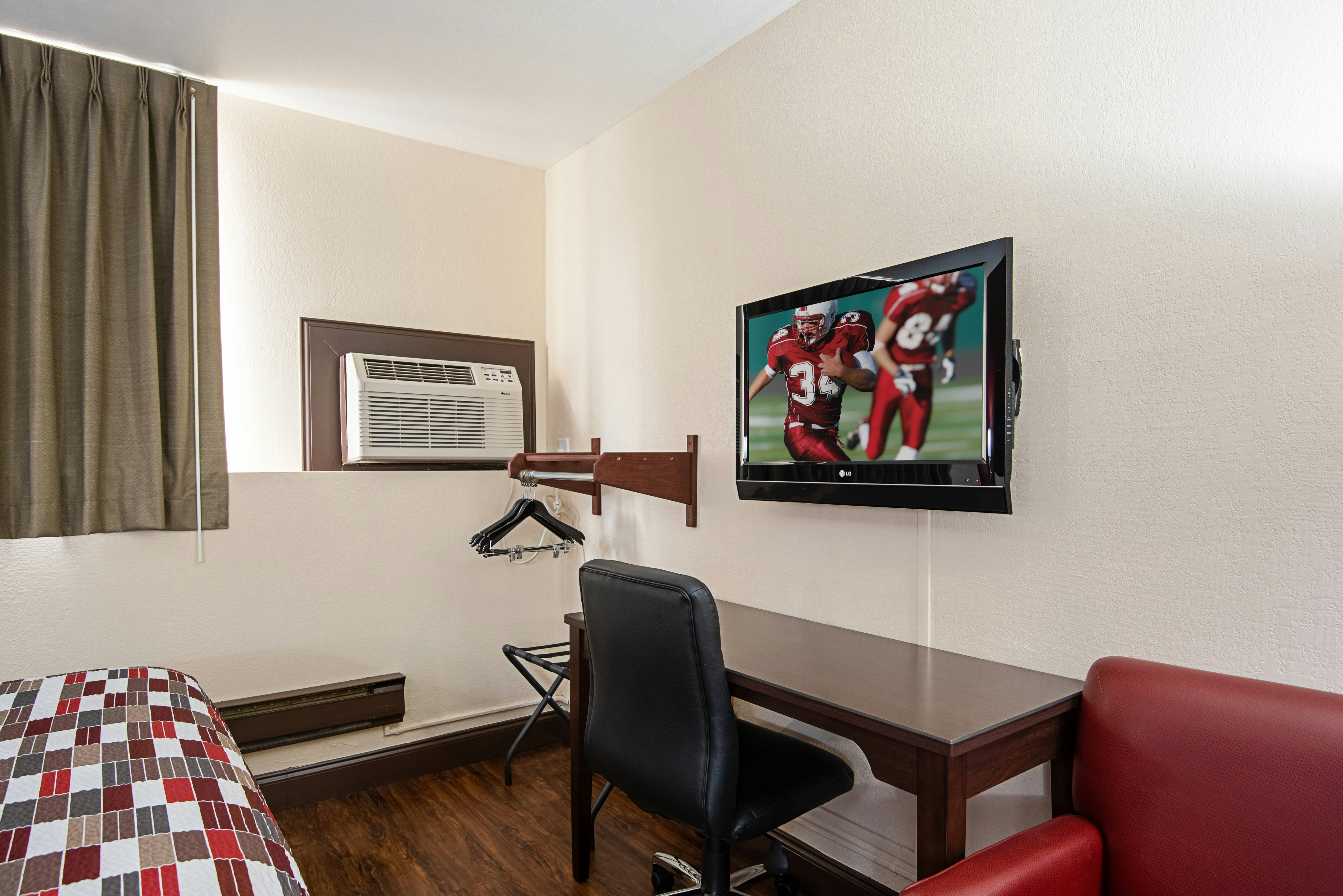 Red Roof Inn Cameron