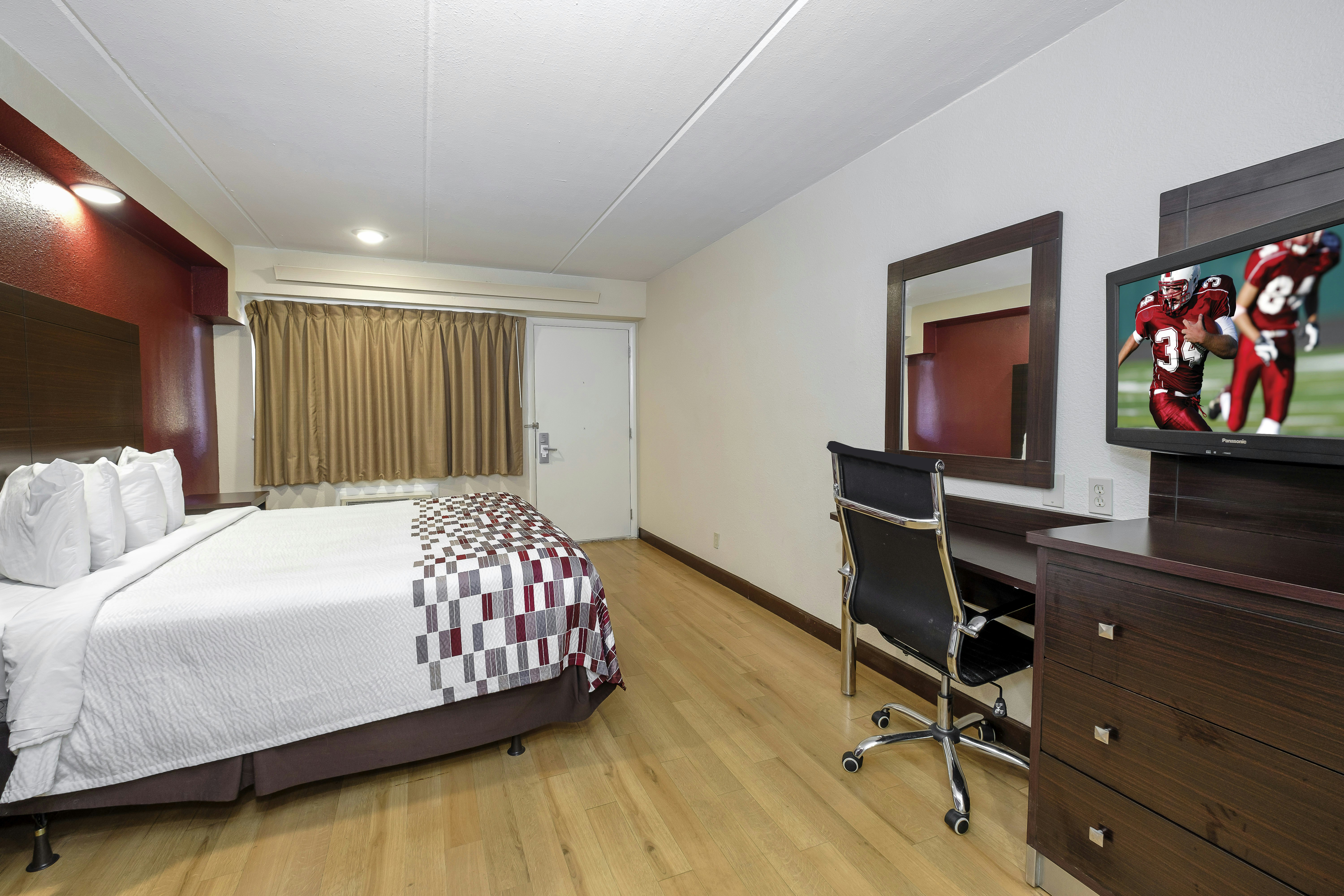 Red Roof Inn Tallahassee – University