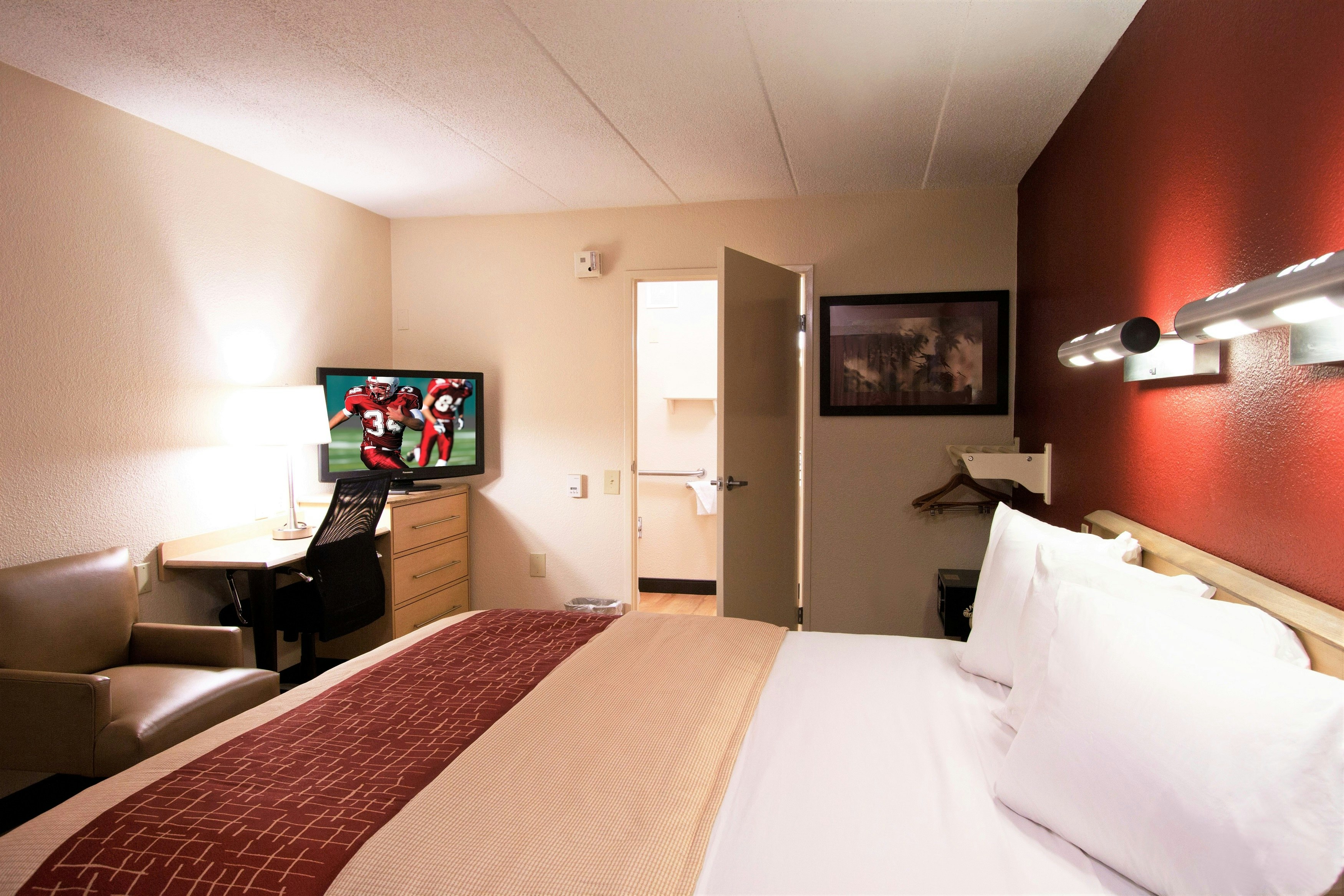 Red Roof Inn San Antonio – Airport