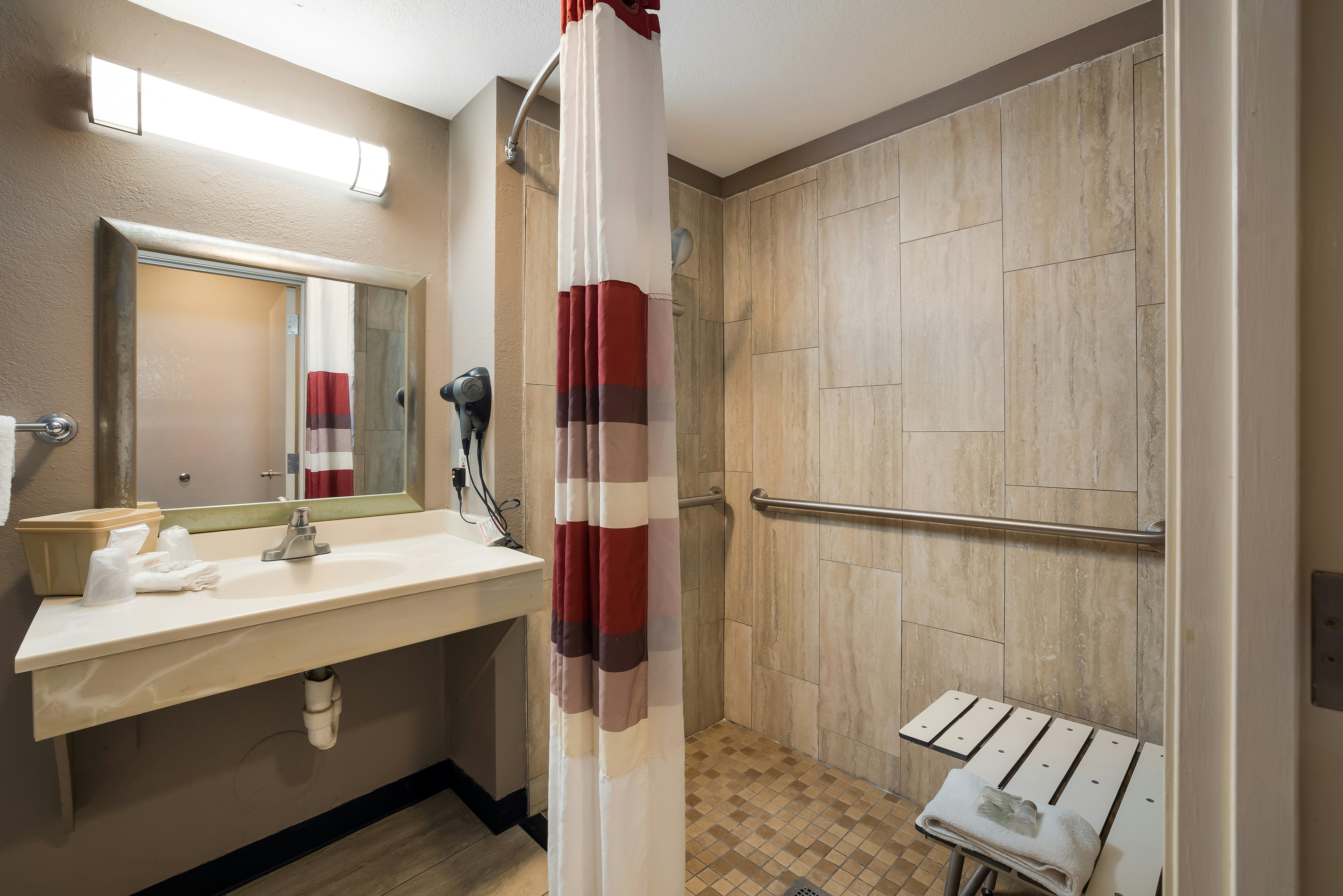 ADA 2 Full Beds Roll-In Shower Smoke Free