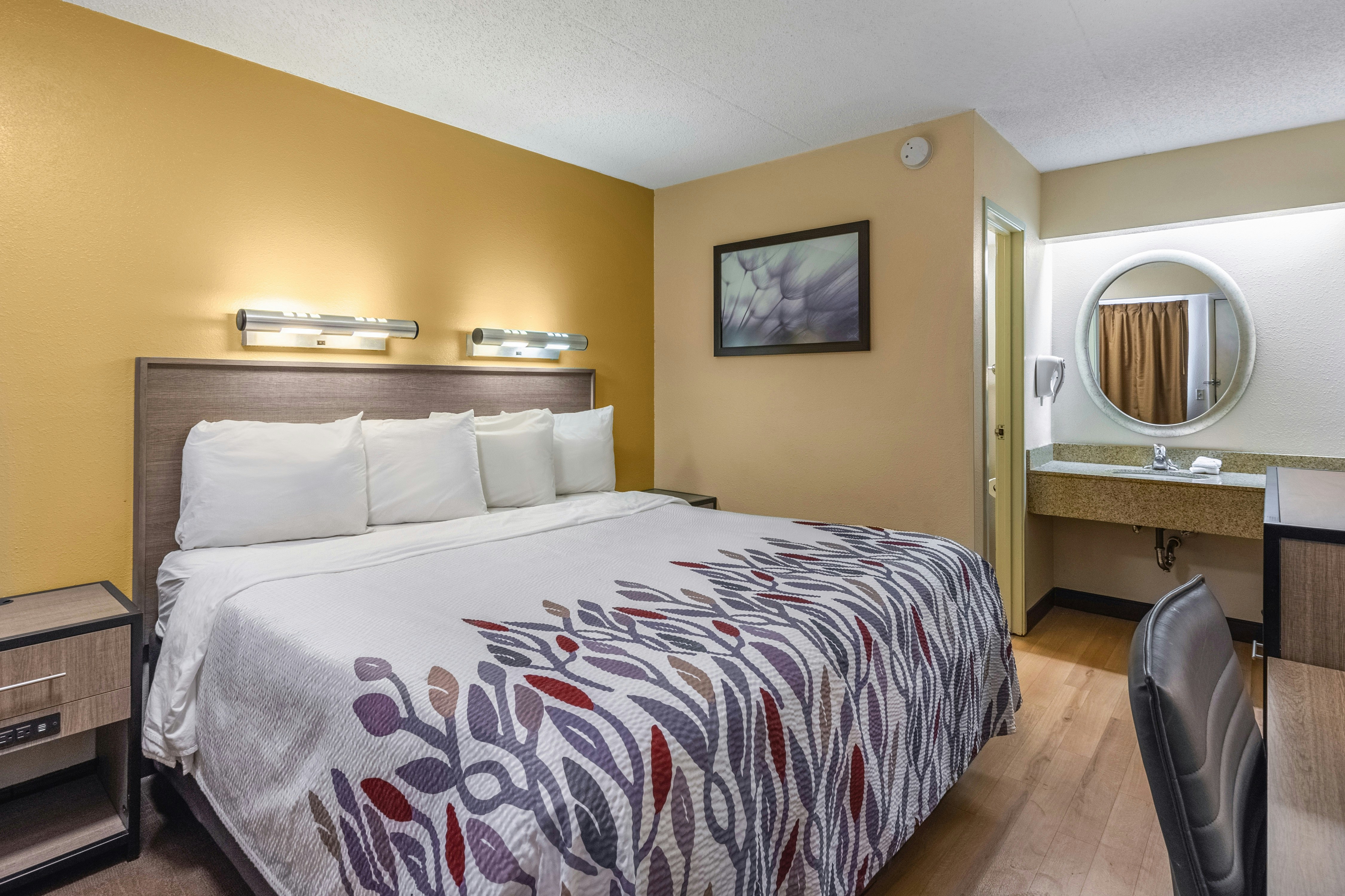 Deluxe King Room Smoke Free