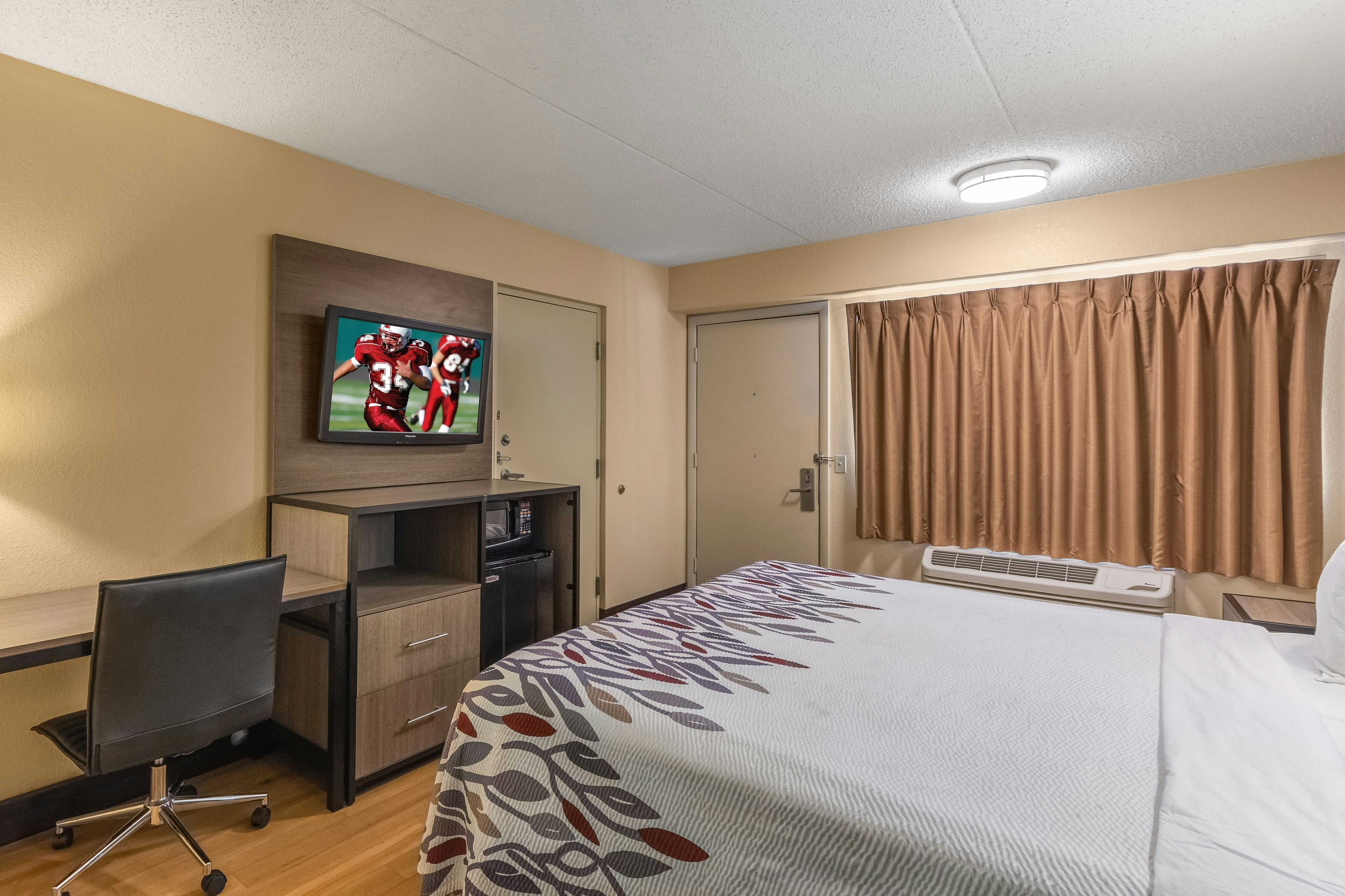 Red Roof Inn Kalamazoo West – Western Michigan U