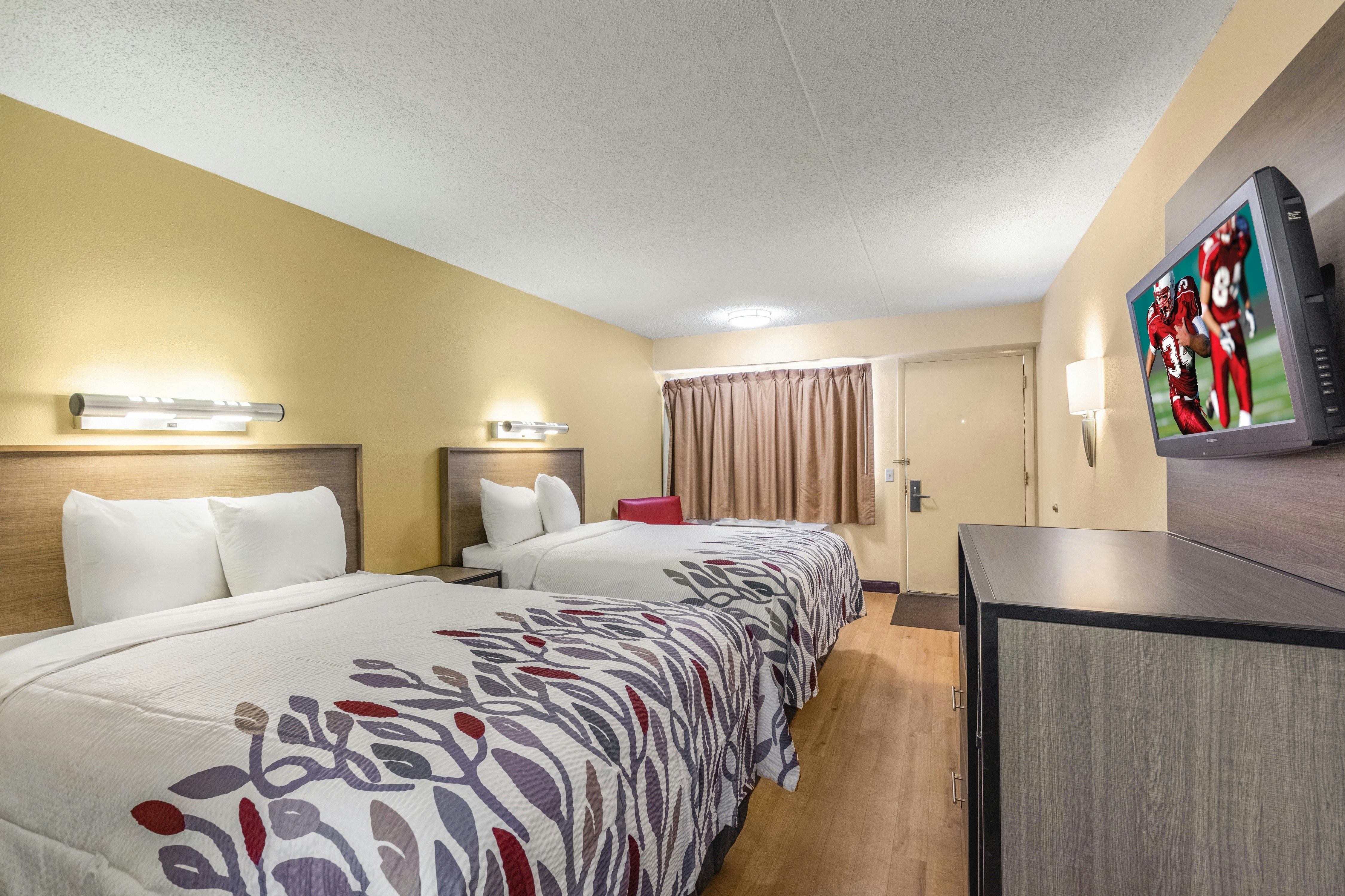 Deluxe 2 Full Beds Smoke Free