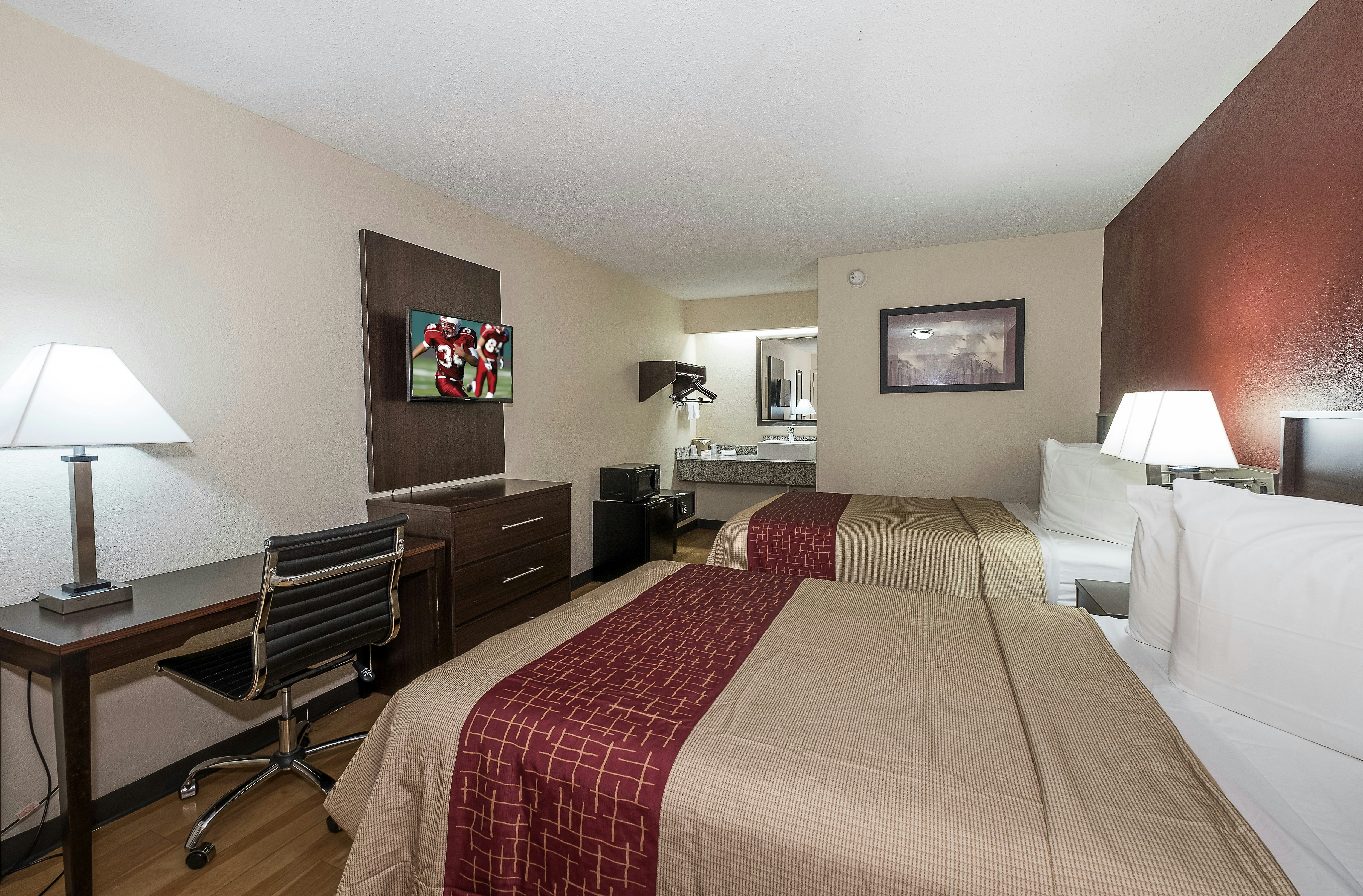 ADA Accessible Deluxe 2 Full Beds Non-Smoking