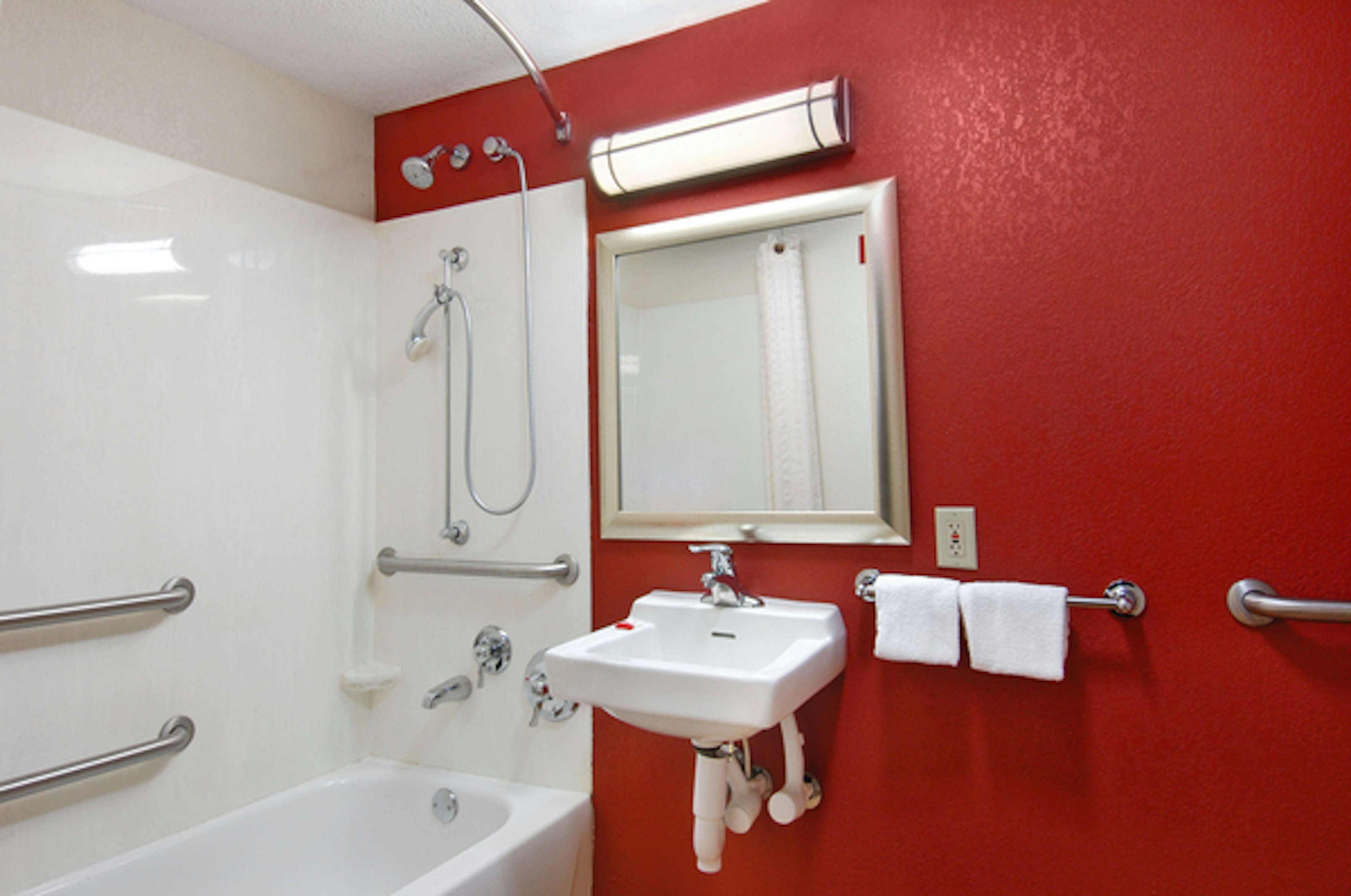 Red Roof PLUS+ Statesville