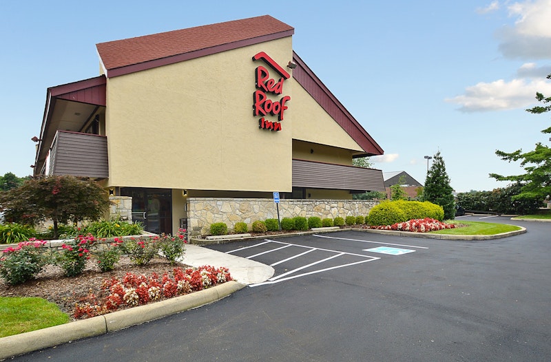 Red Roof Inn Louisville East – Hurstbourne