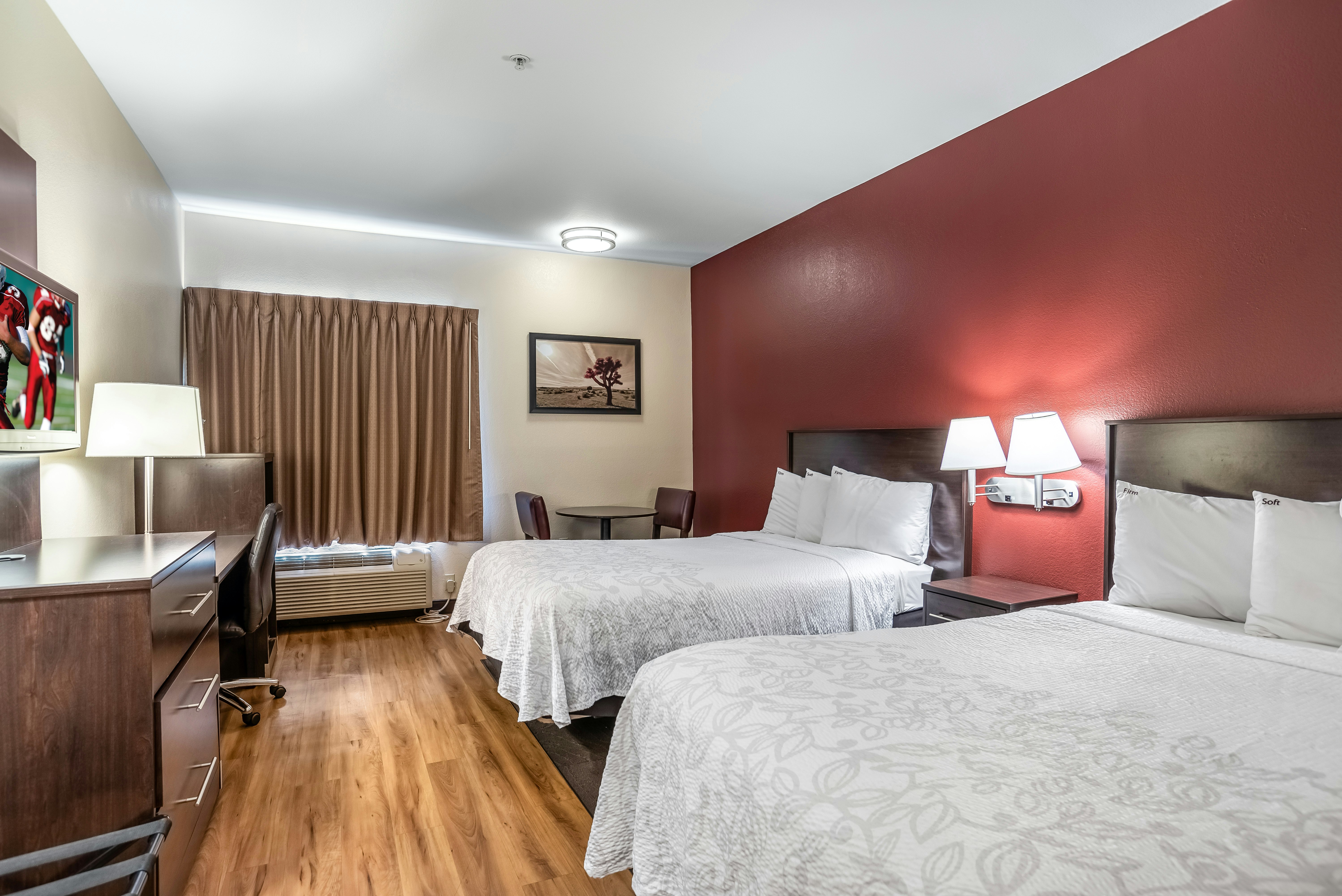 ADA Accessible Deluxe 2 Full Beds Smoke Free