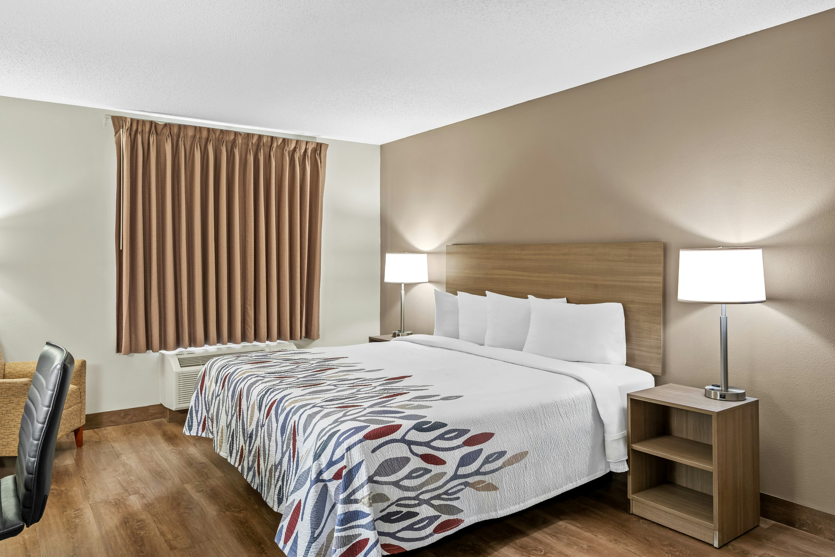 Red Roof Inn Etowah – Athens, TN