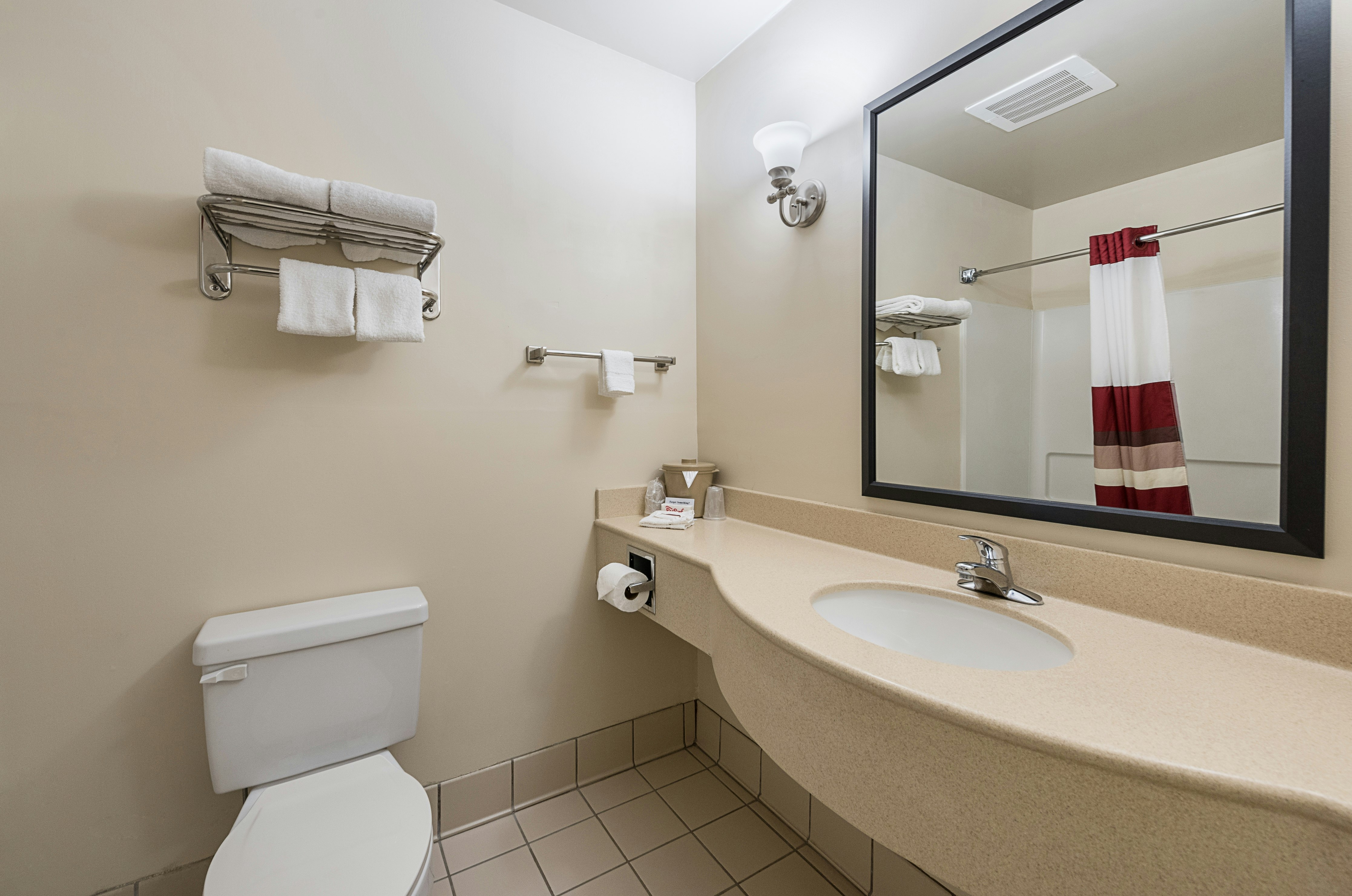 Red Roof Inn Etowah – Athens, TN