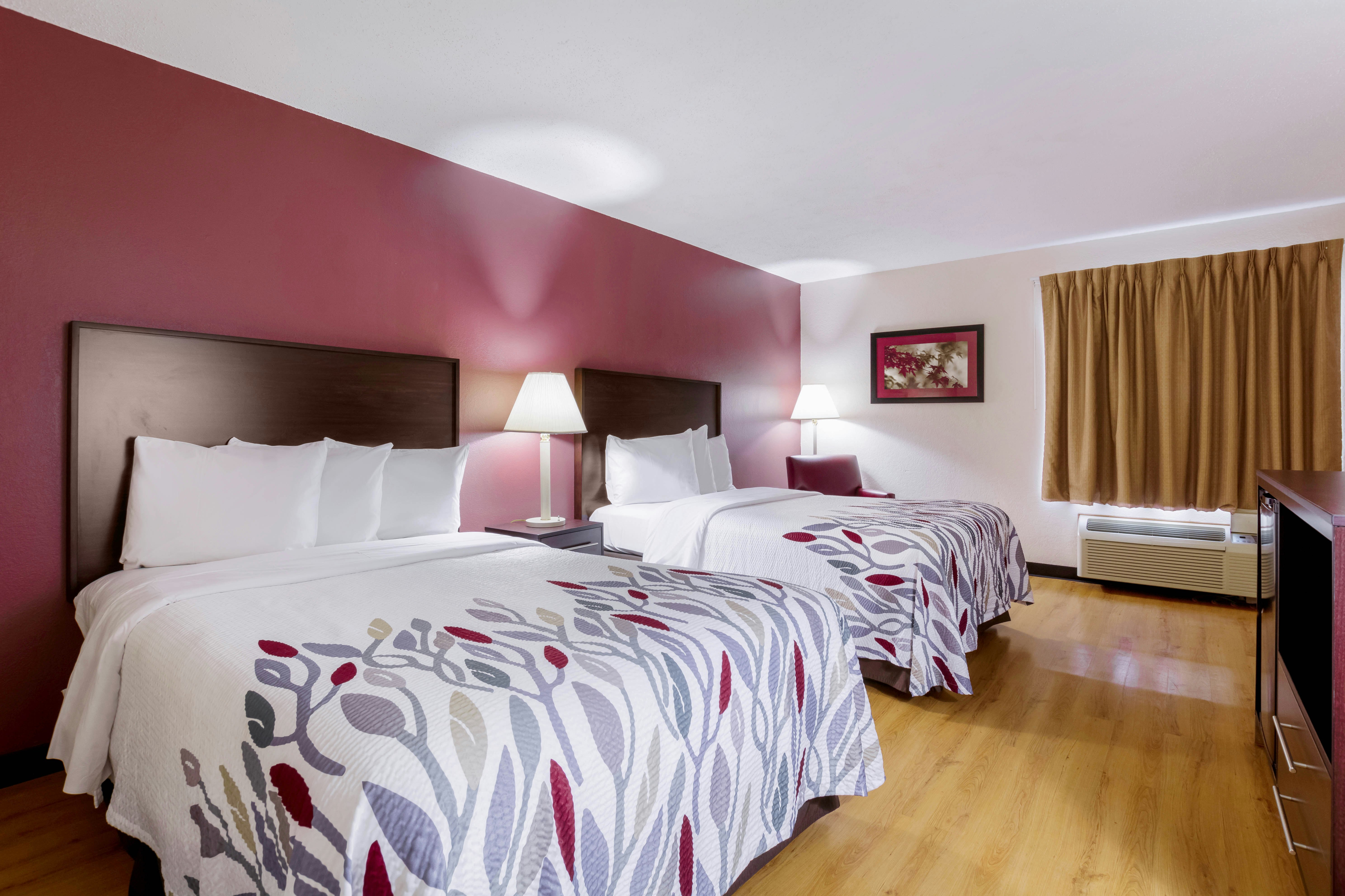 Deluxe 2 Full Beds Non-Smoking