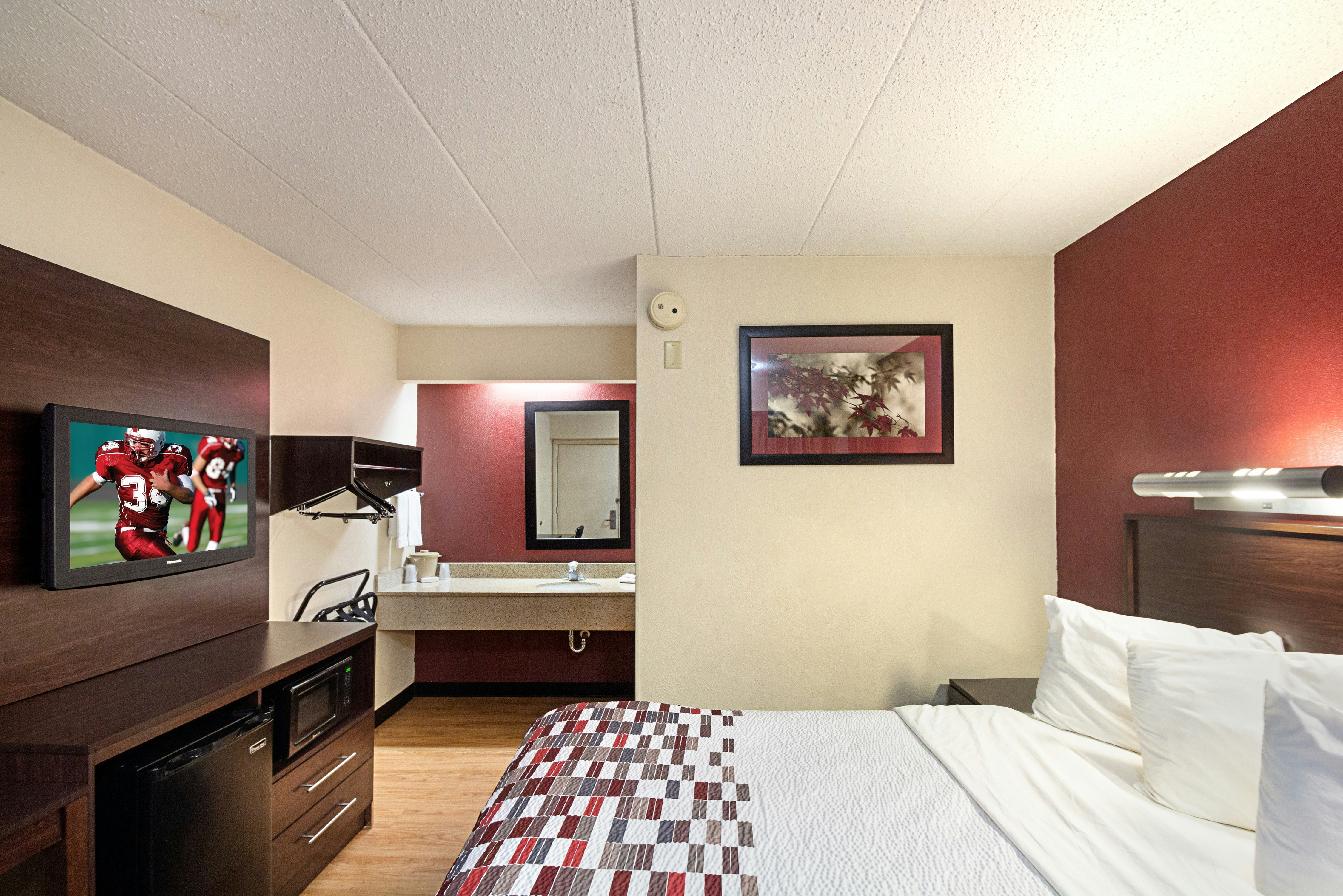 Deluxe King Room Smoke-Free