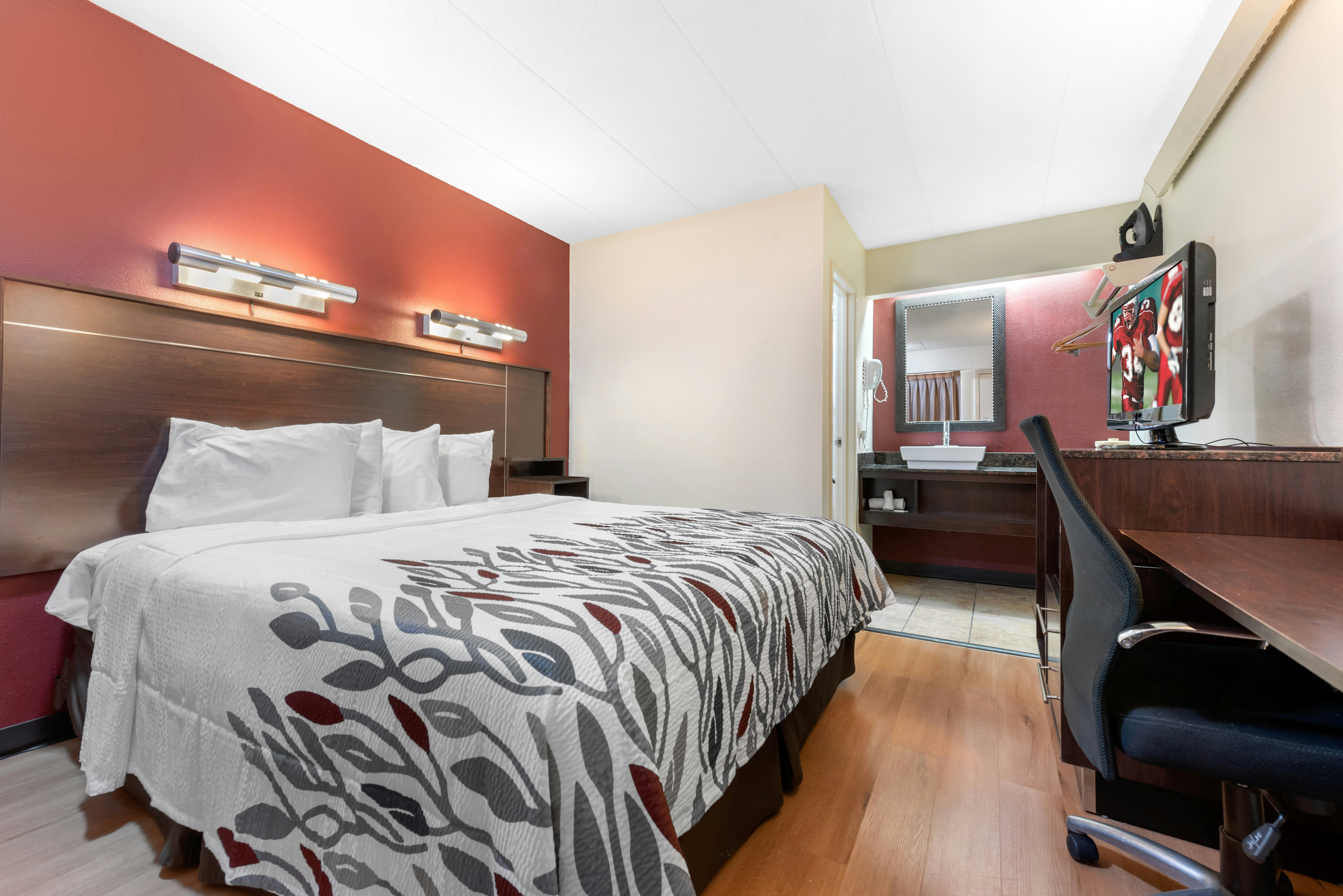 Deluxe 1 King Bed Non-Smoking