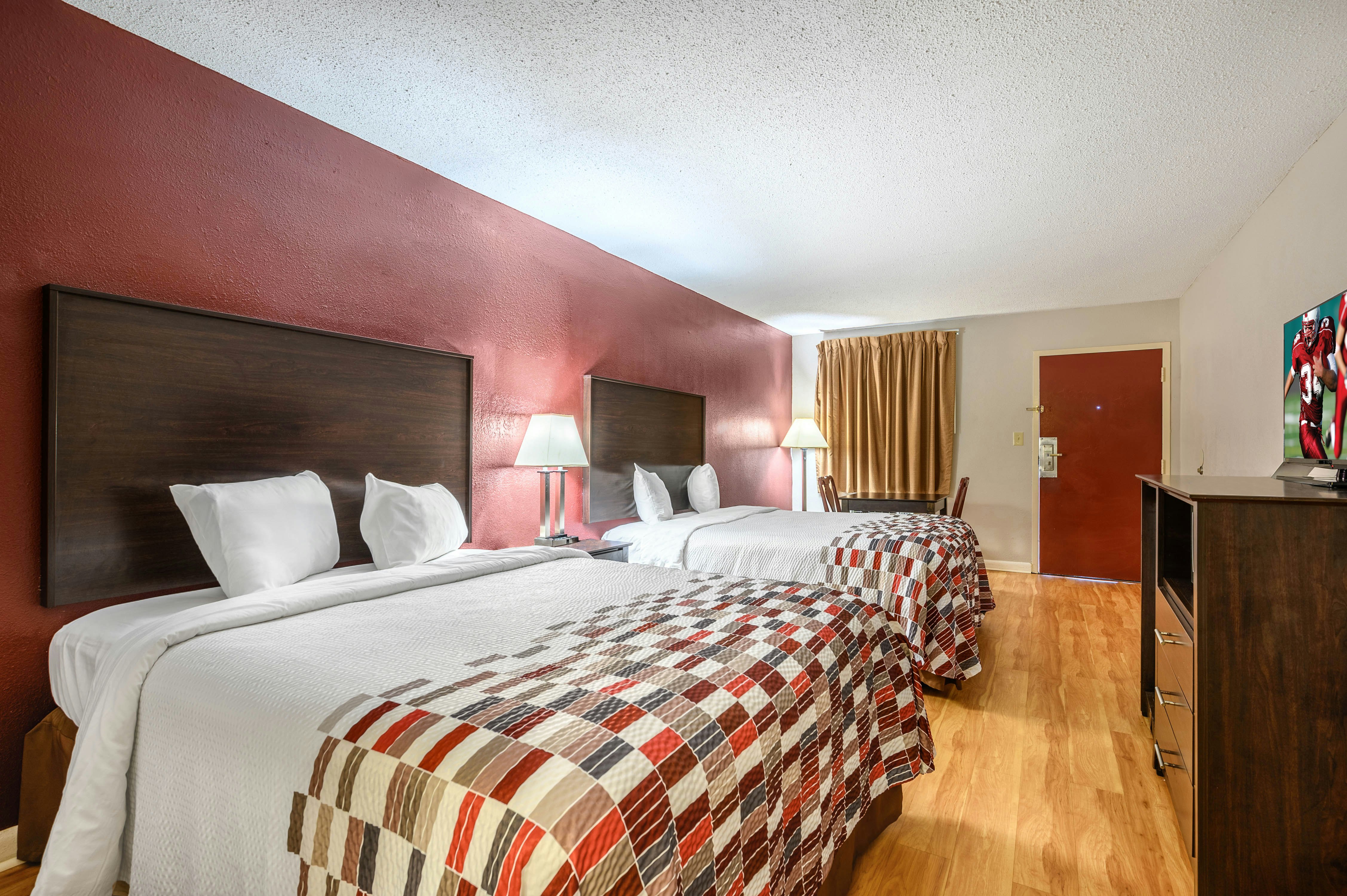 Deluxe 2 Queen Beds Non-Smoking