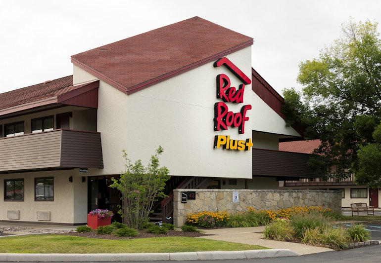 Red Roof PLUS+ Pittsburgh South – Airport