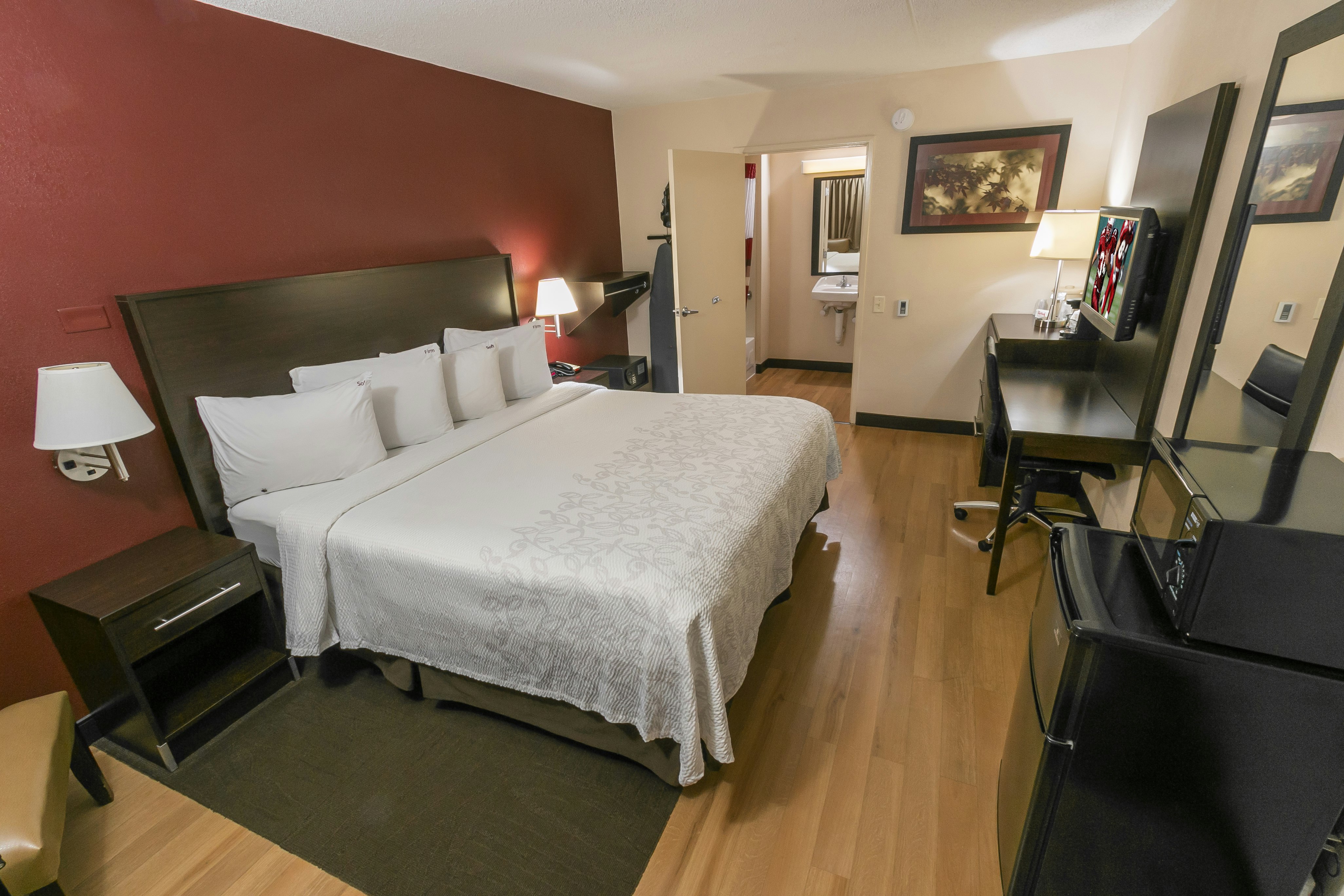 Red Roof PLUS+ Washington DC – Oxon Hill