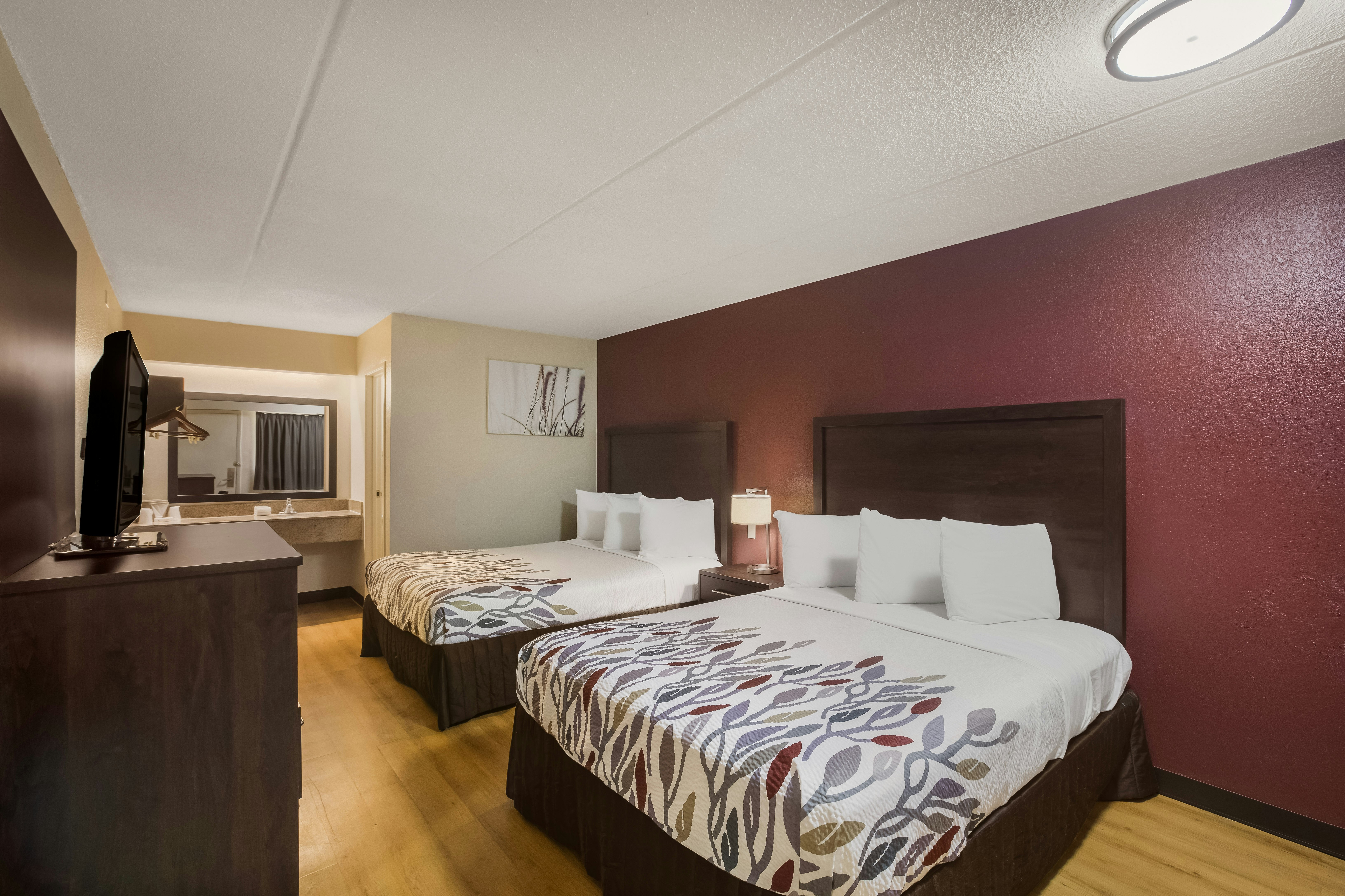 Deluxe 2 Full Beds Non-Smoking