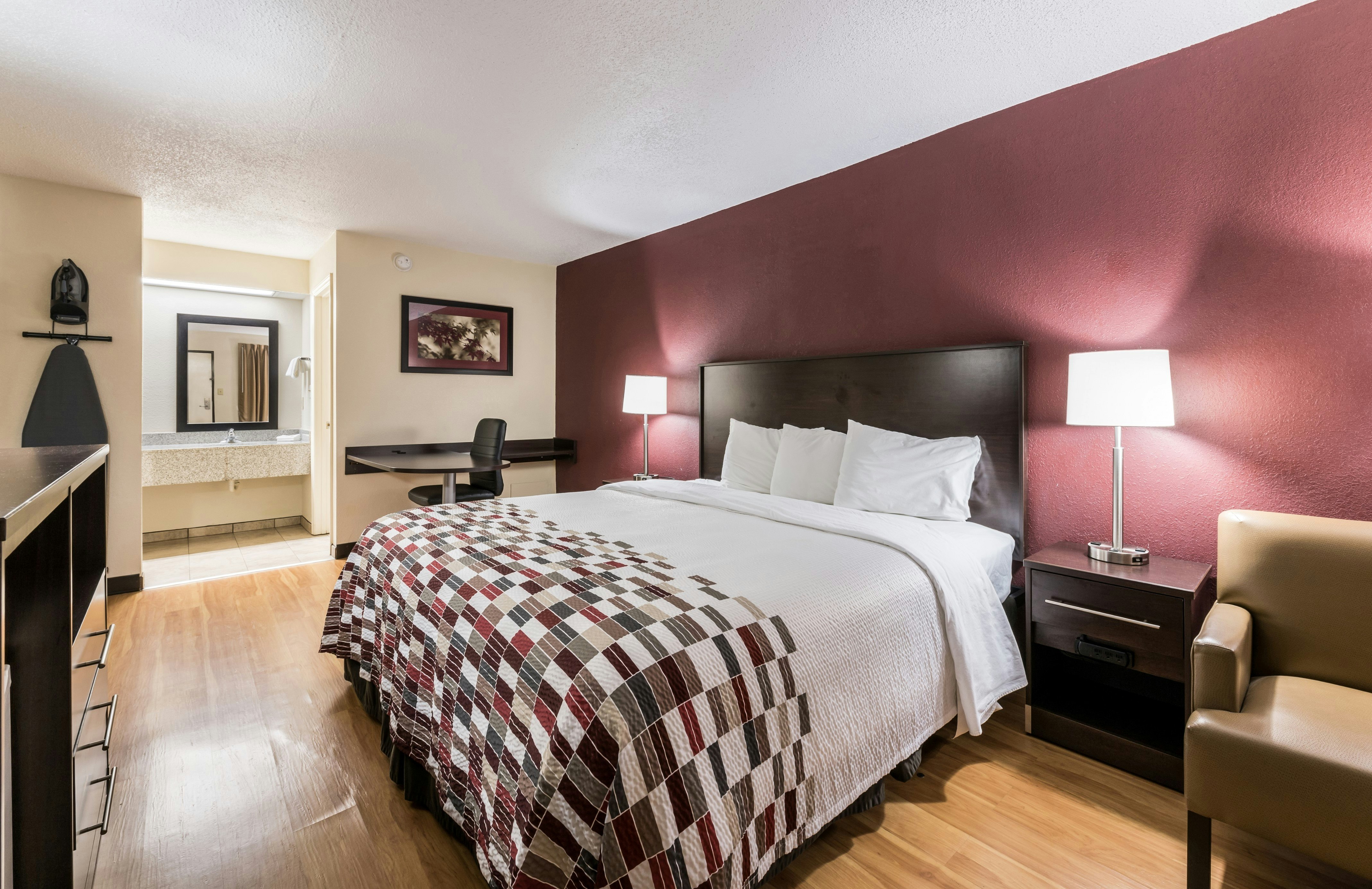 Red Roof Inn Indianapolis – Castleton