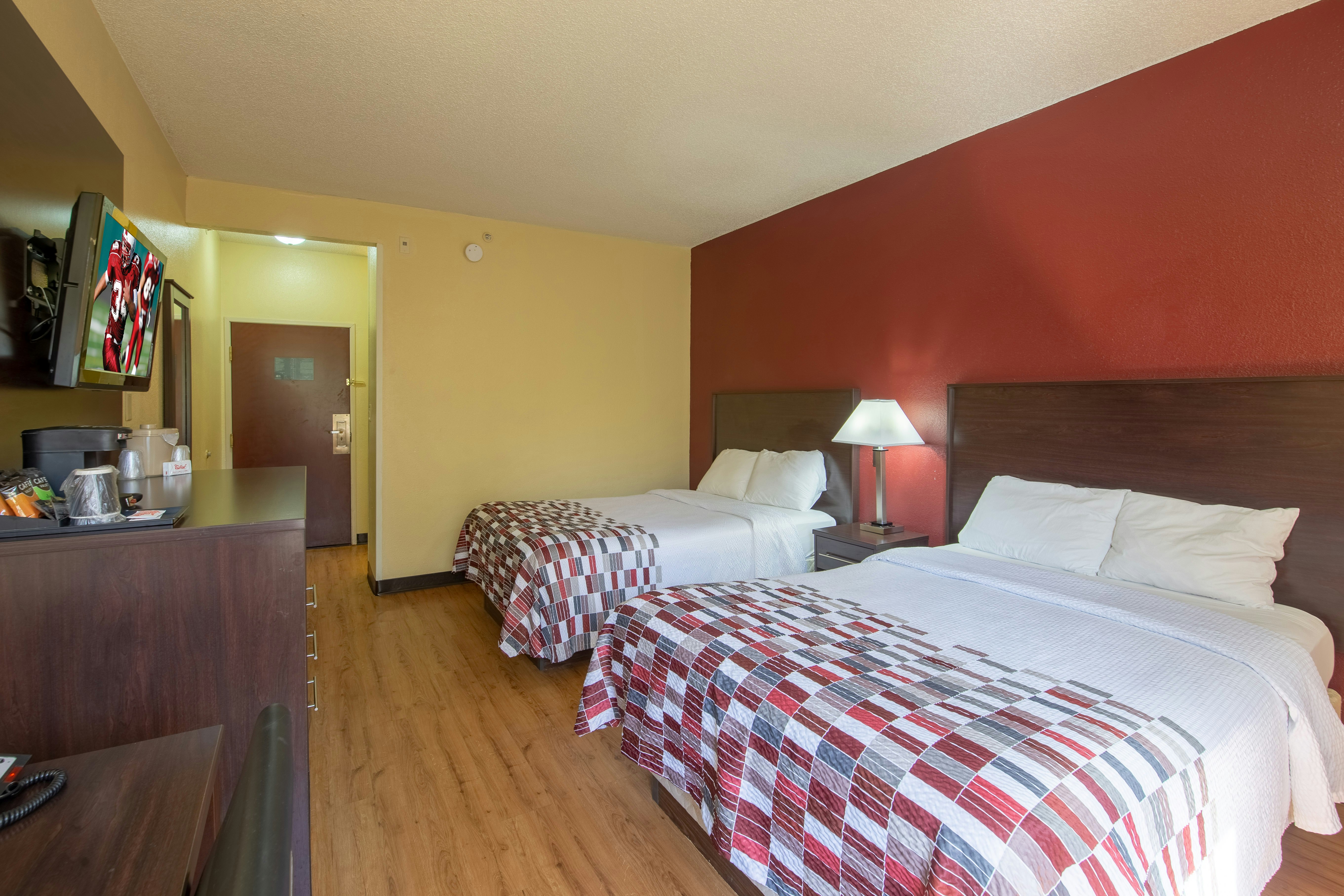 Red Roof Inn Suites Indianapolis Airport