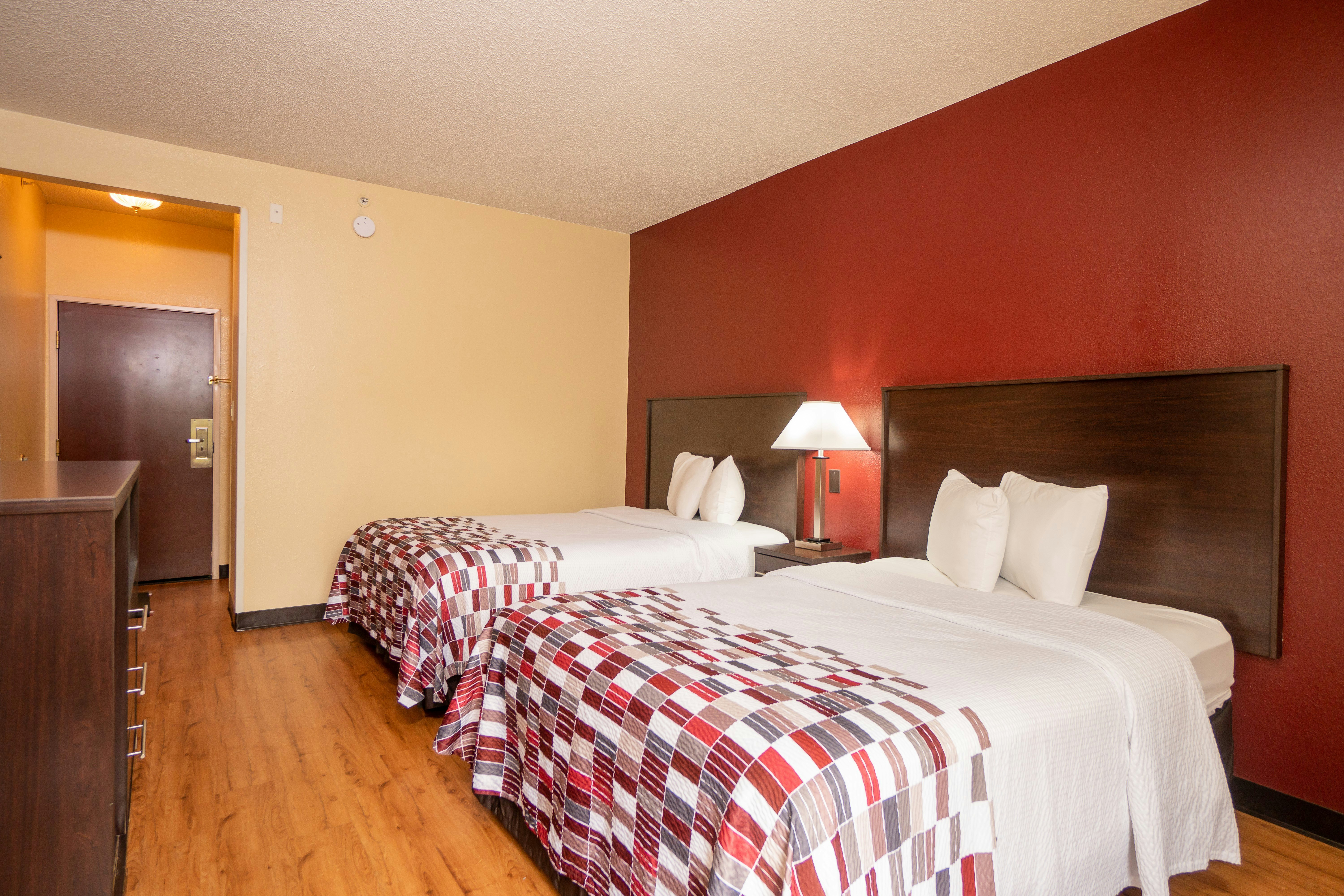 Red Roof Inn Suites Indianapolis Airport