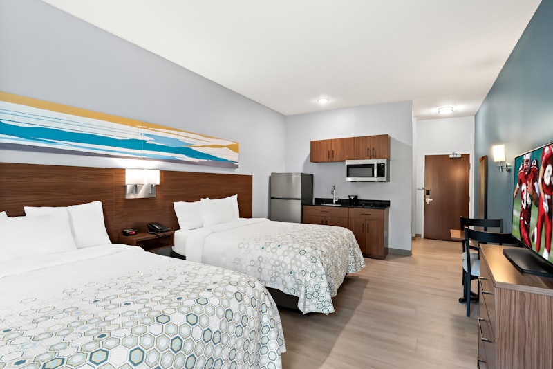 HomeTowne Studios East Lansing – Okemos
