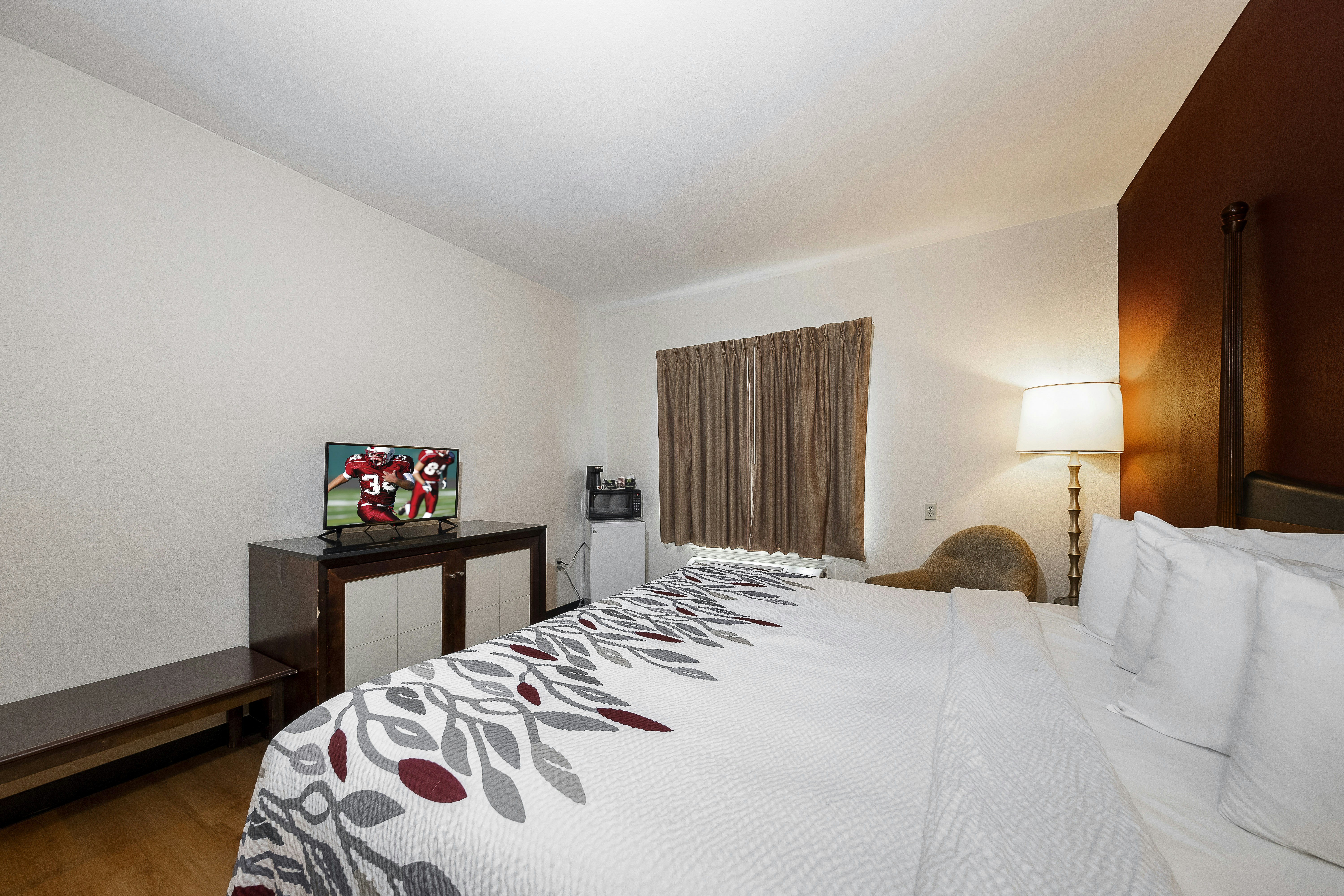 Red Roof Inn Suites Biloxi – Ocean Springs