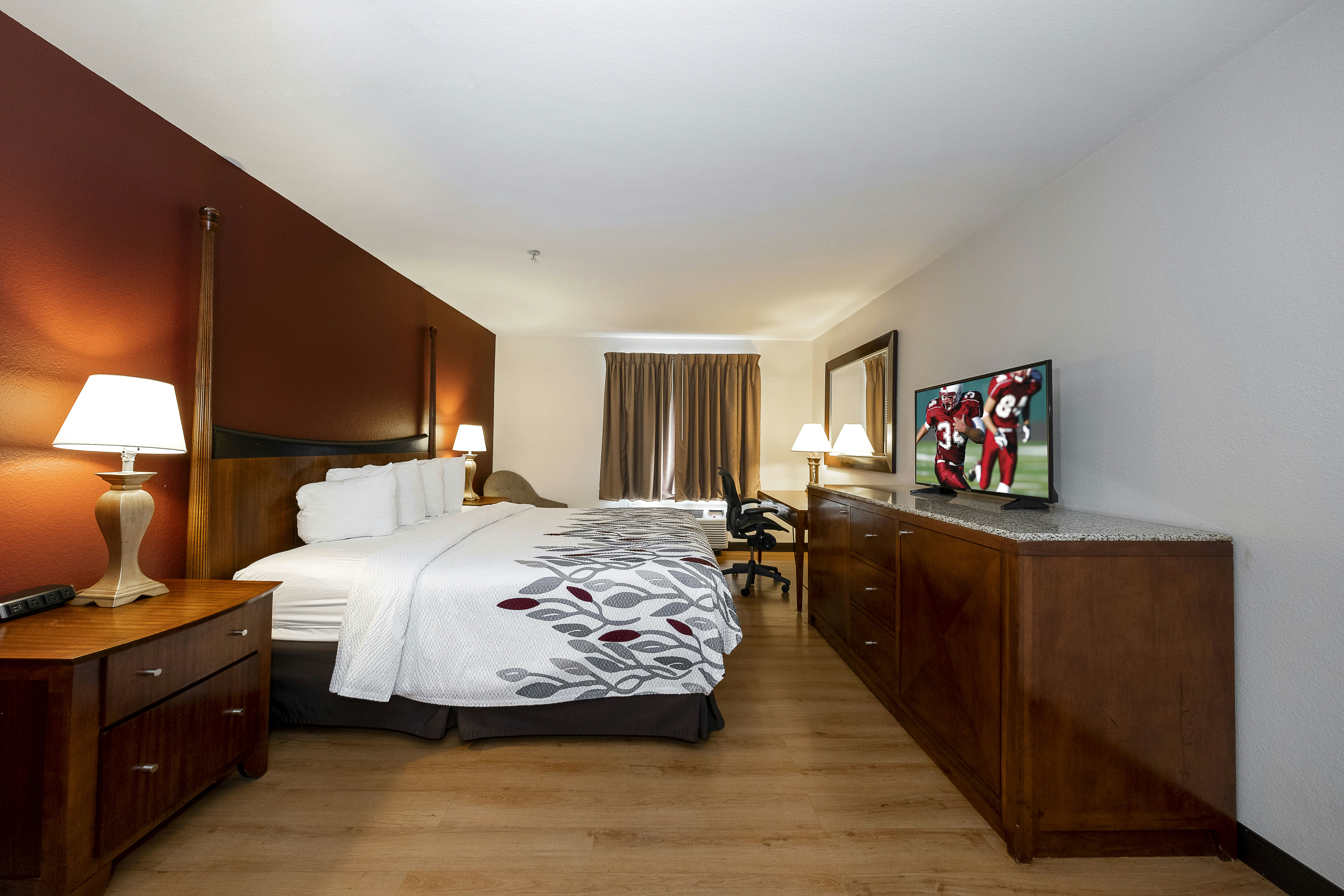 Red Roof Inn Suites Biloxi – Ocean Springs