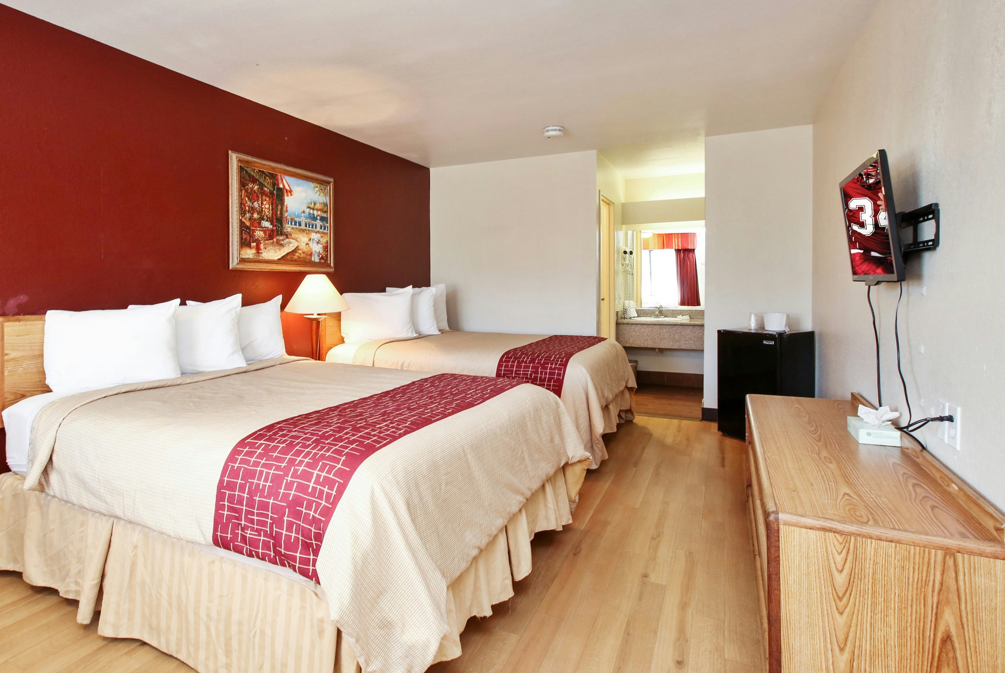 Deluxe 2 Queen Beds Non-Smoking
