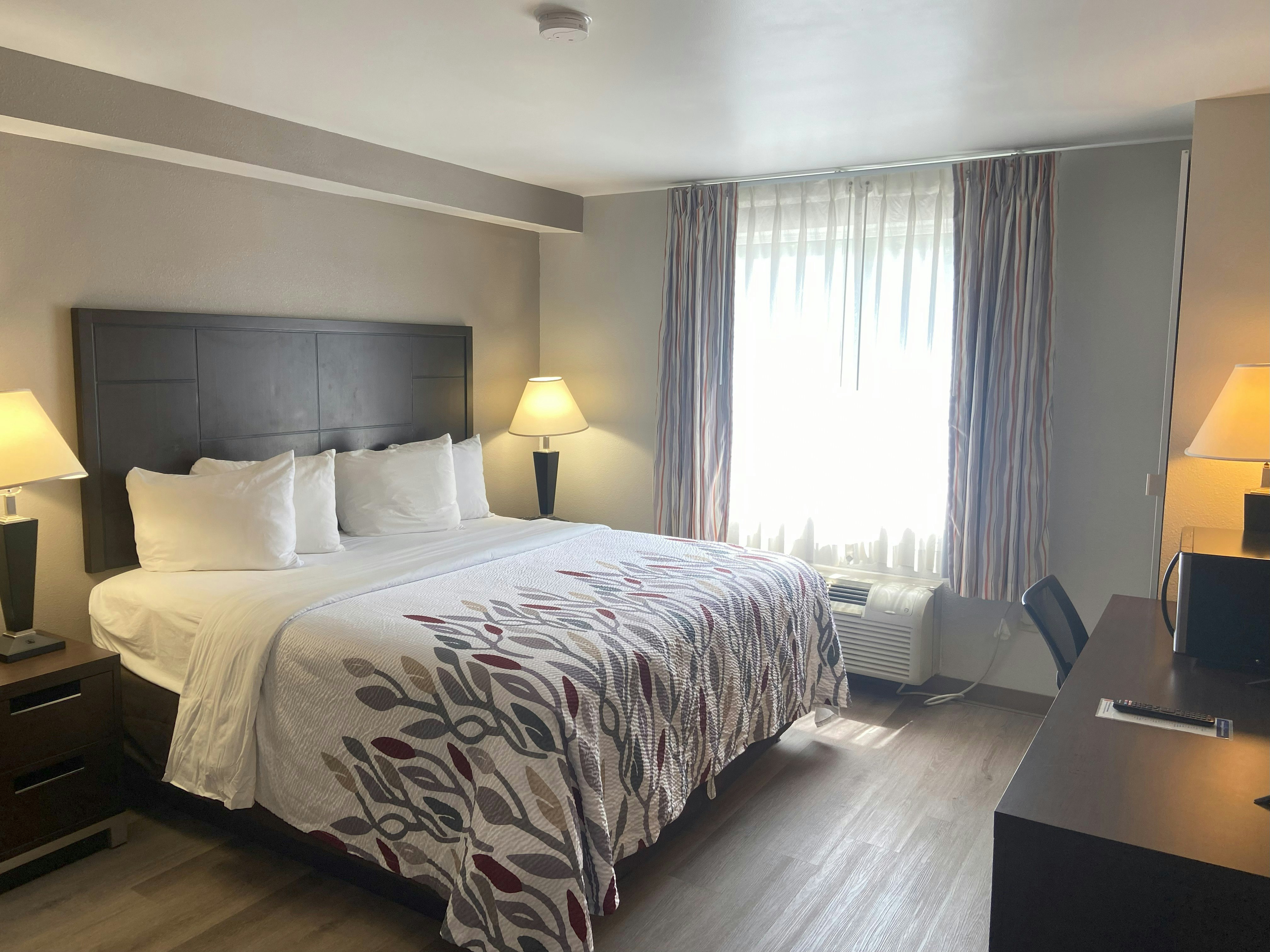 Red Roof Inn Pittsburgh – McKnight Rd