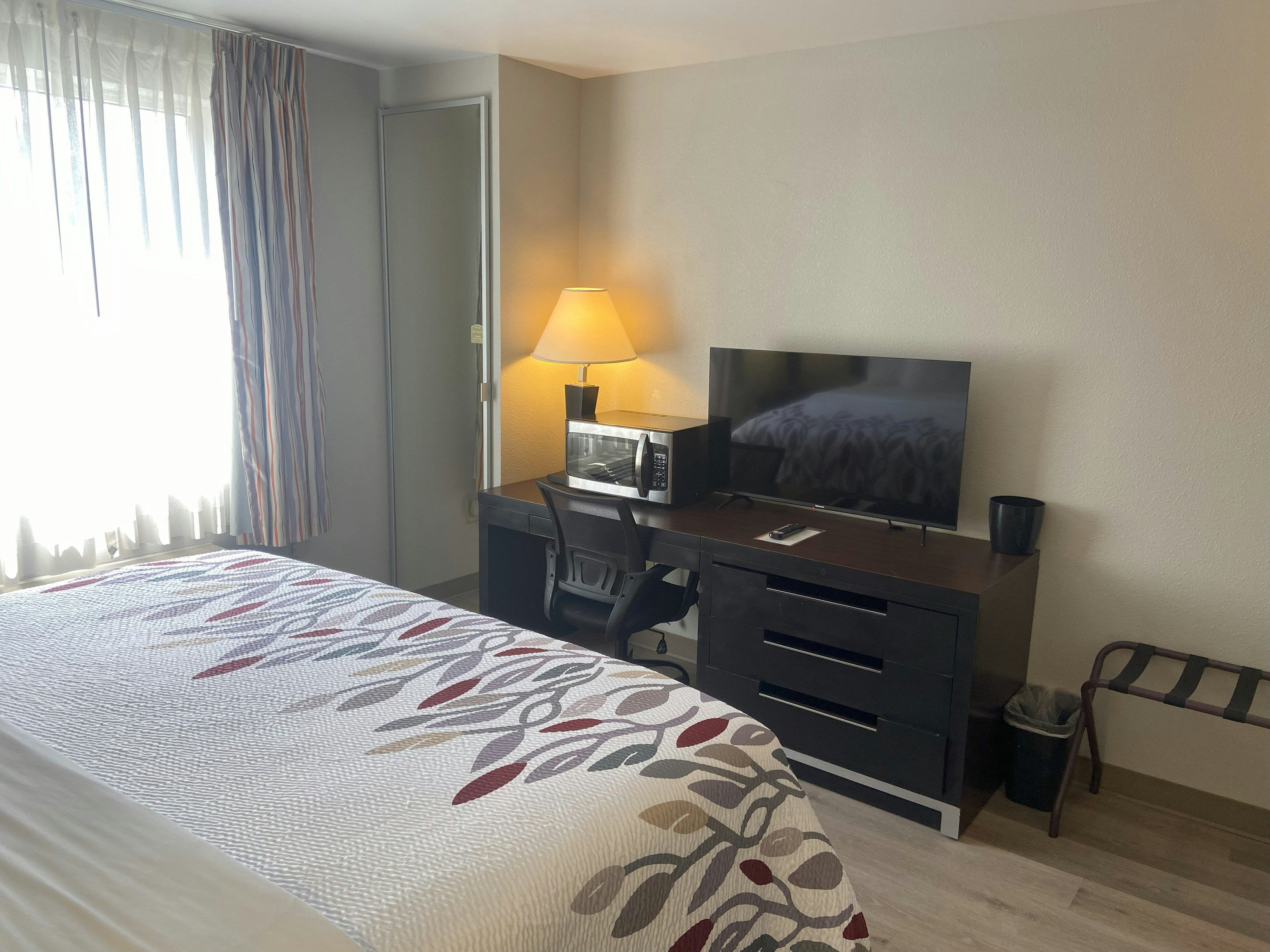 Red Roof Inn Pittsburgh – McKnight Rd