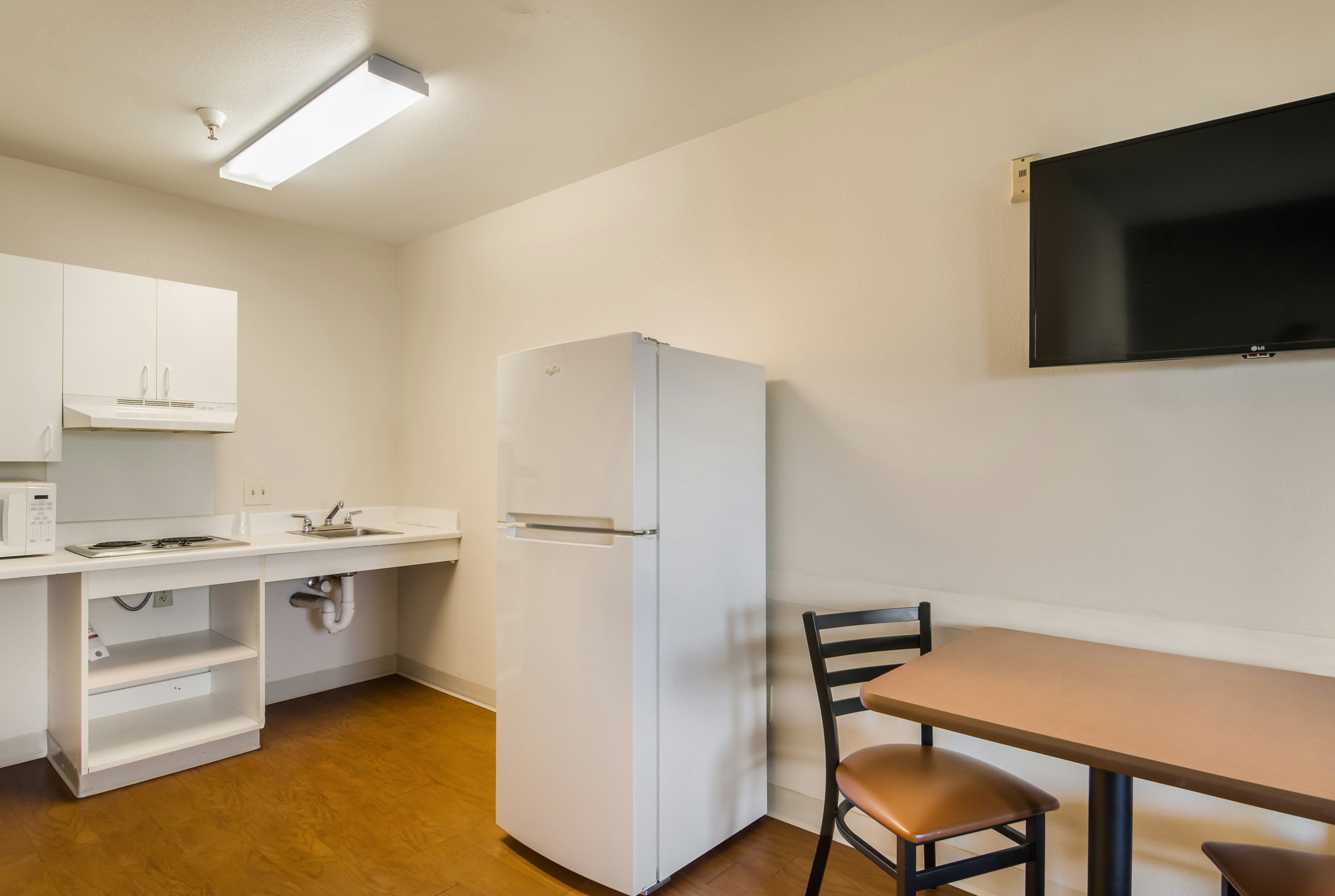 HomeTowne Studios Denver – Airport/ Aurora