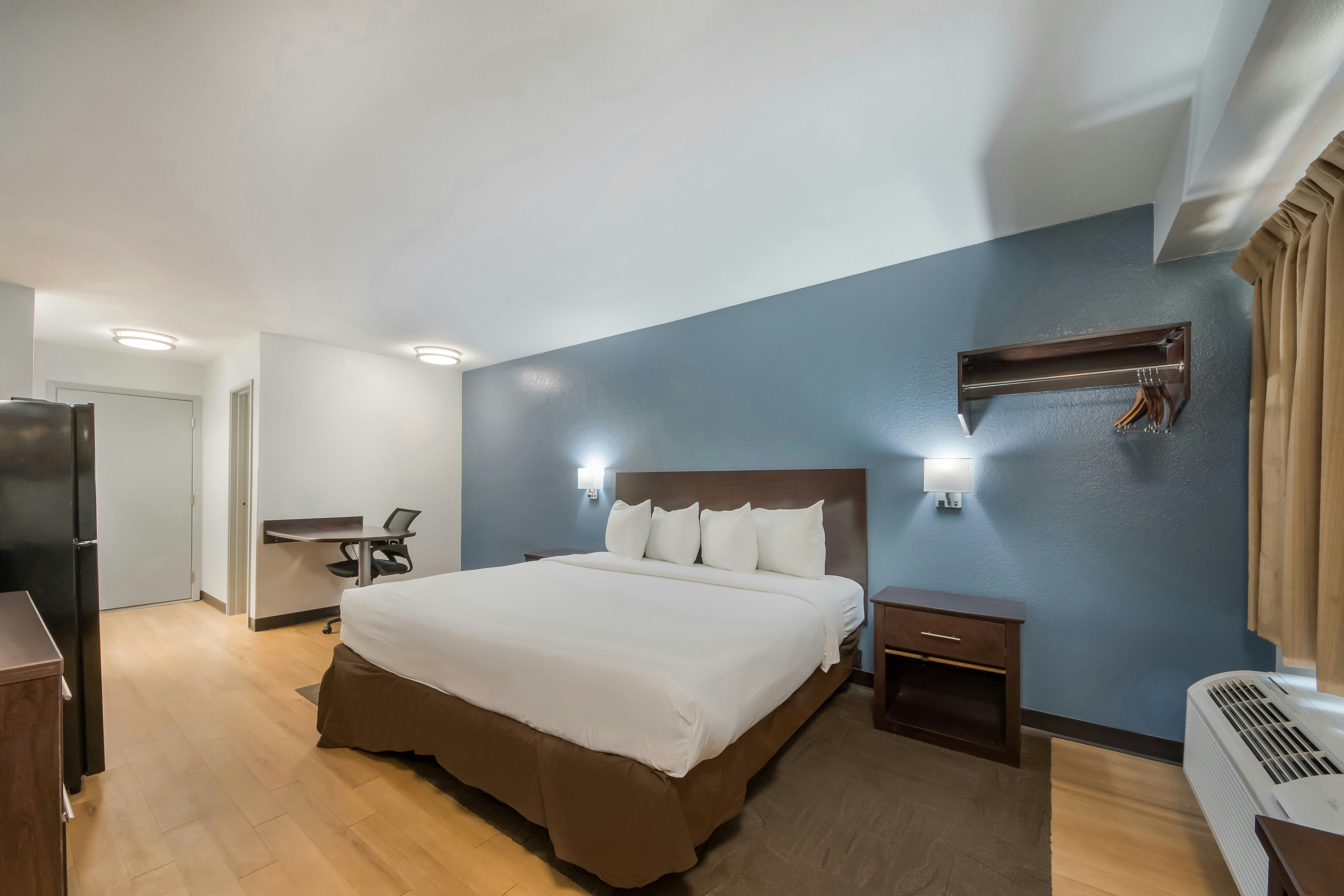 HomeTowne Studios San Antonio – Seaworld/Northwest