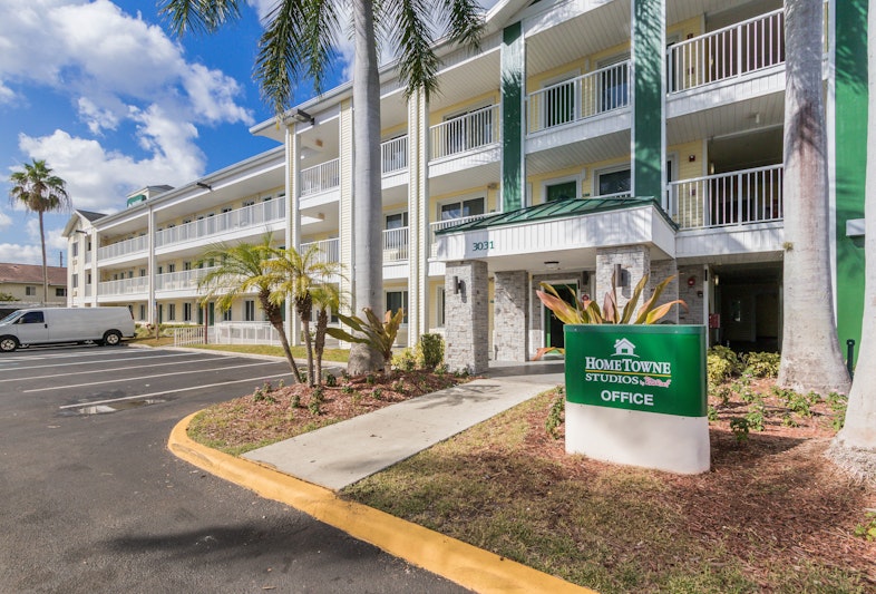HomeTowne Studios Fort Lauderdale