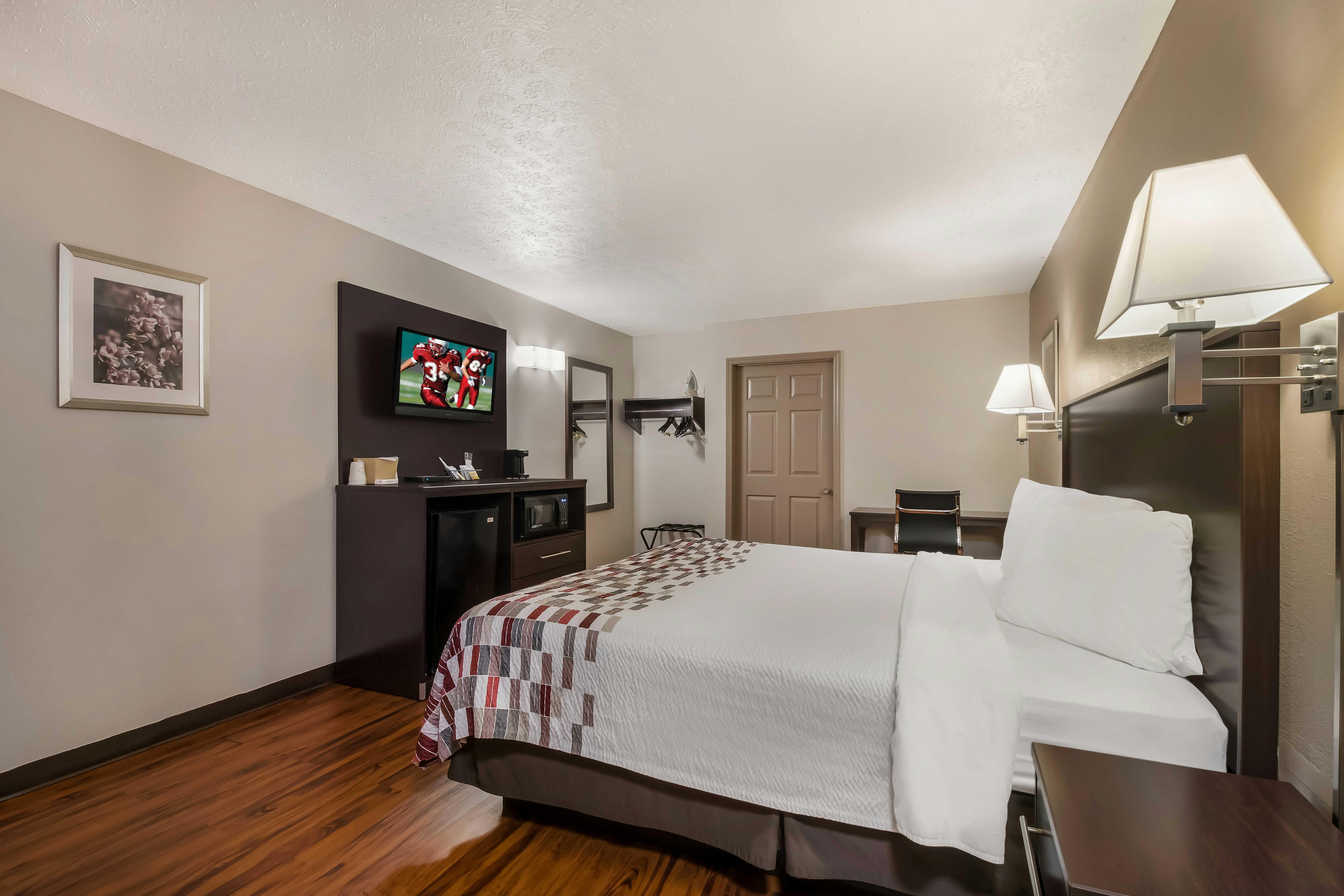 Red Roof Inn Crossville
