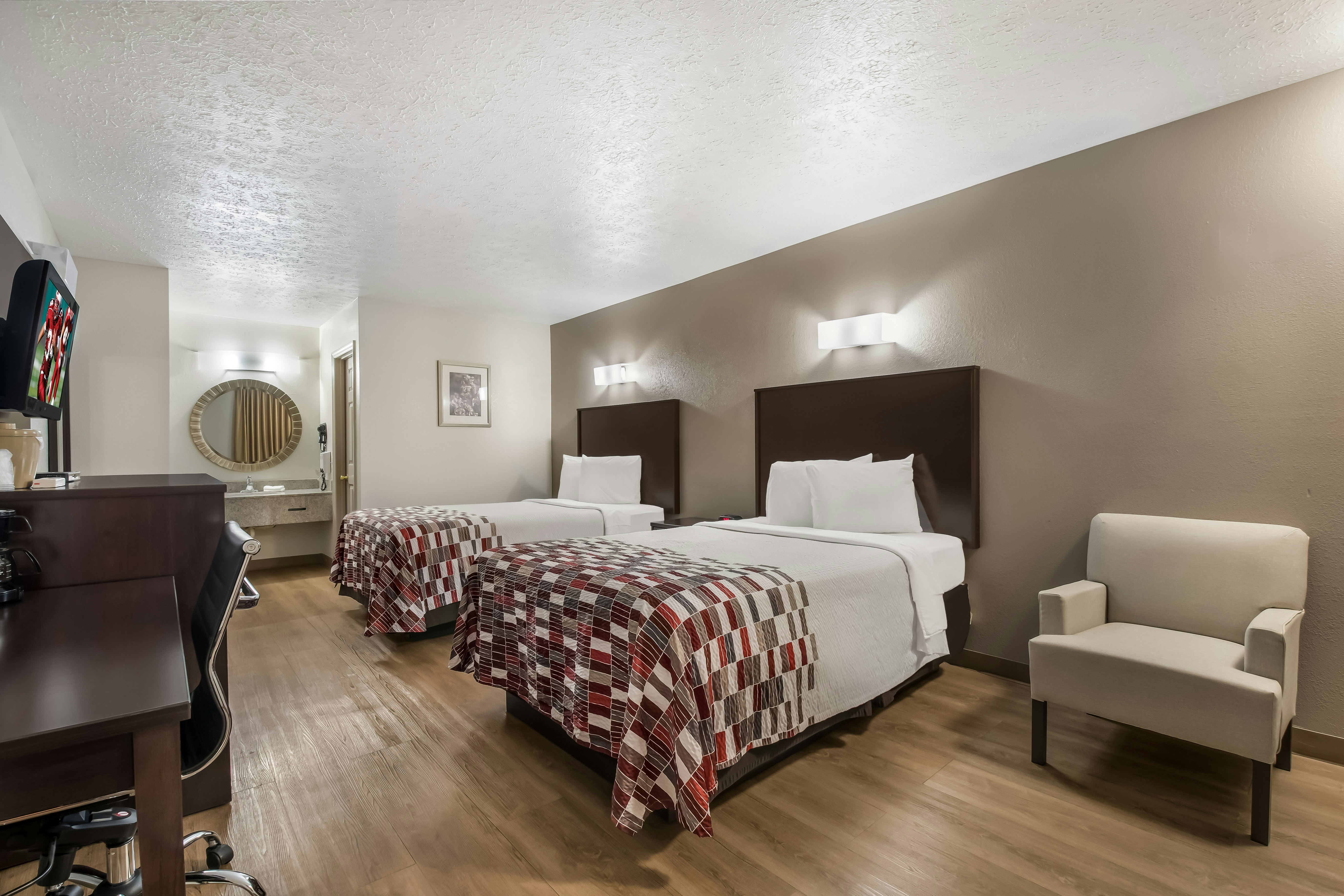 Deluxe 2 Full Beds Non-Smoking