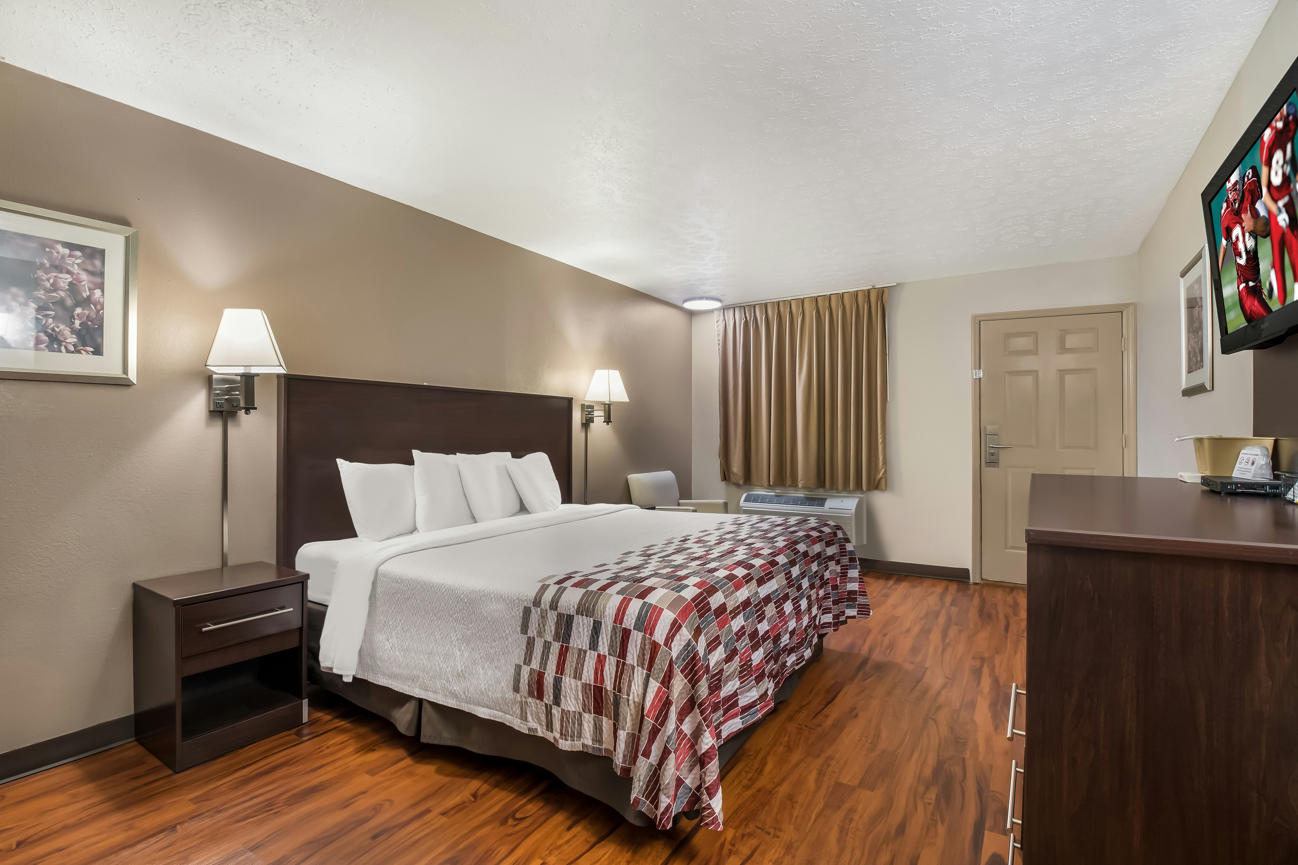 Red Roof Inn Crossville