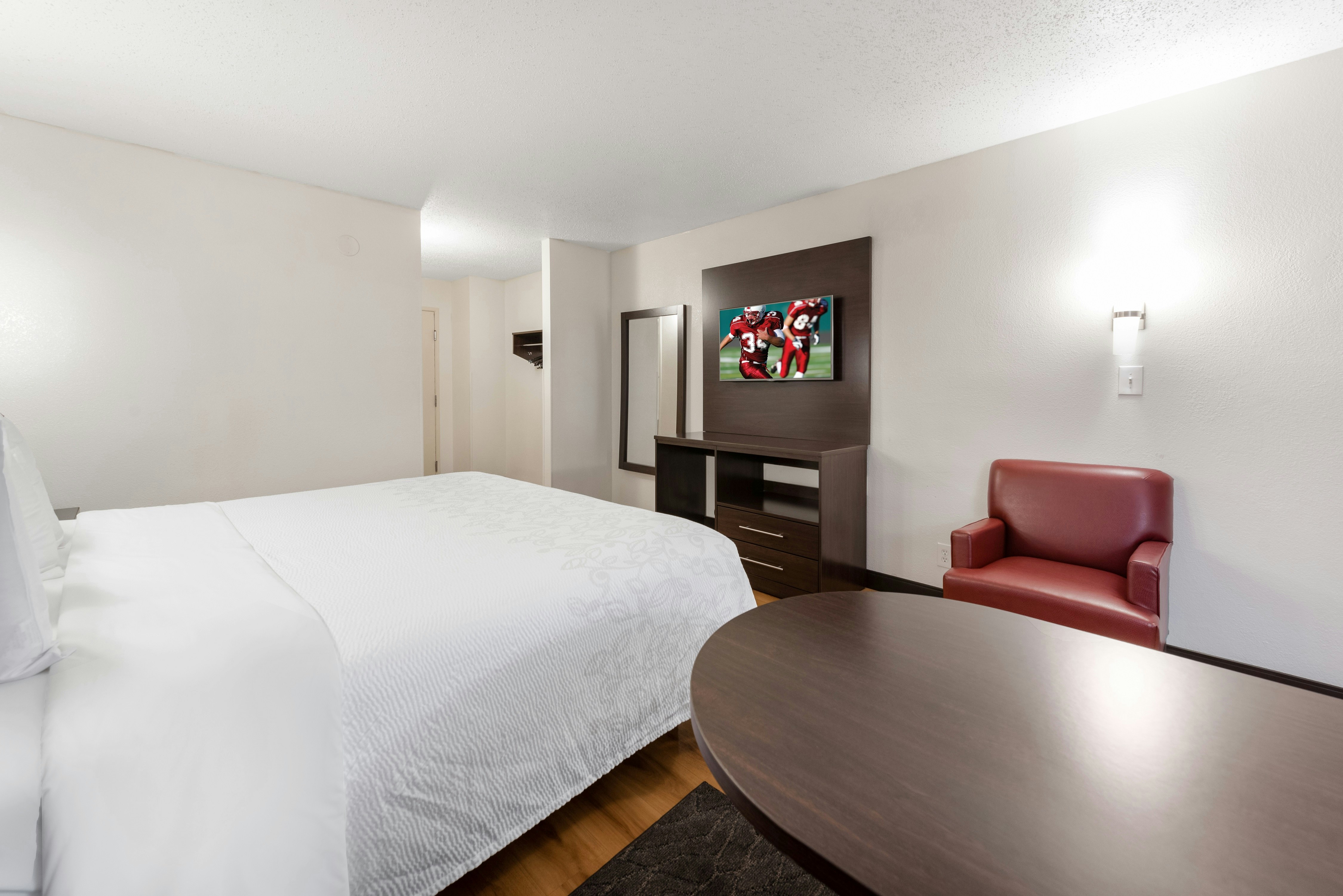 Red Roof PLUS+ Columbus – Worthington