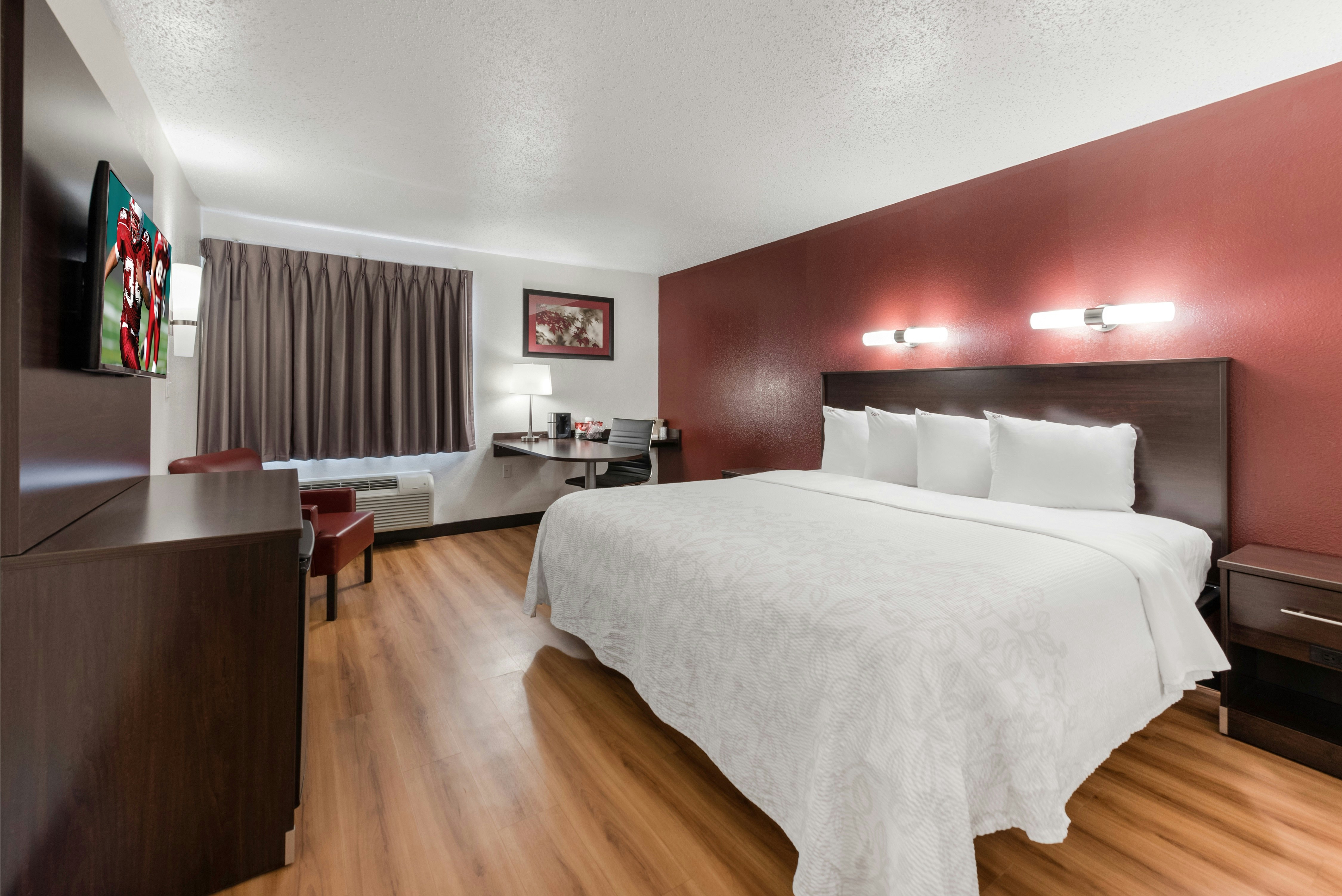 Red Roof PLUS+ Columbus – Worthington