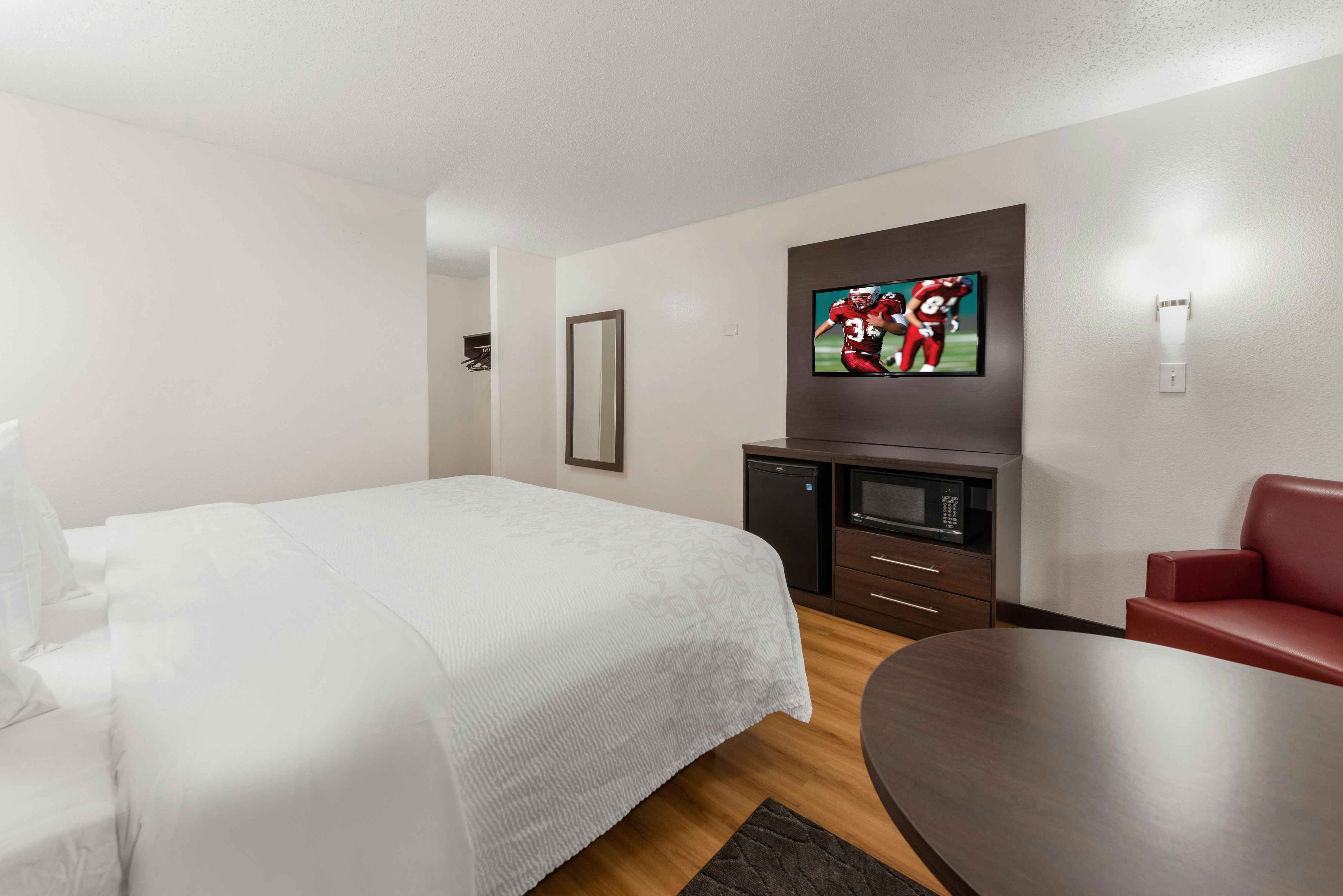 Red Roof PLUS+ Columbus – Worthington