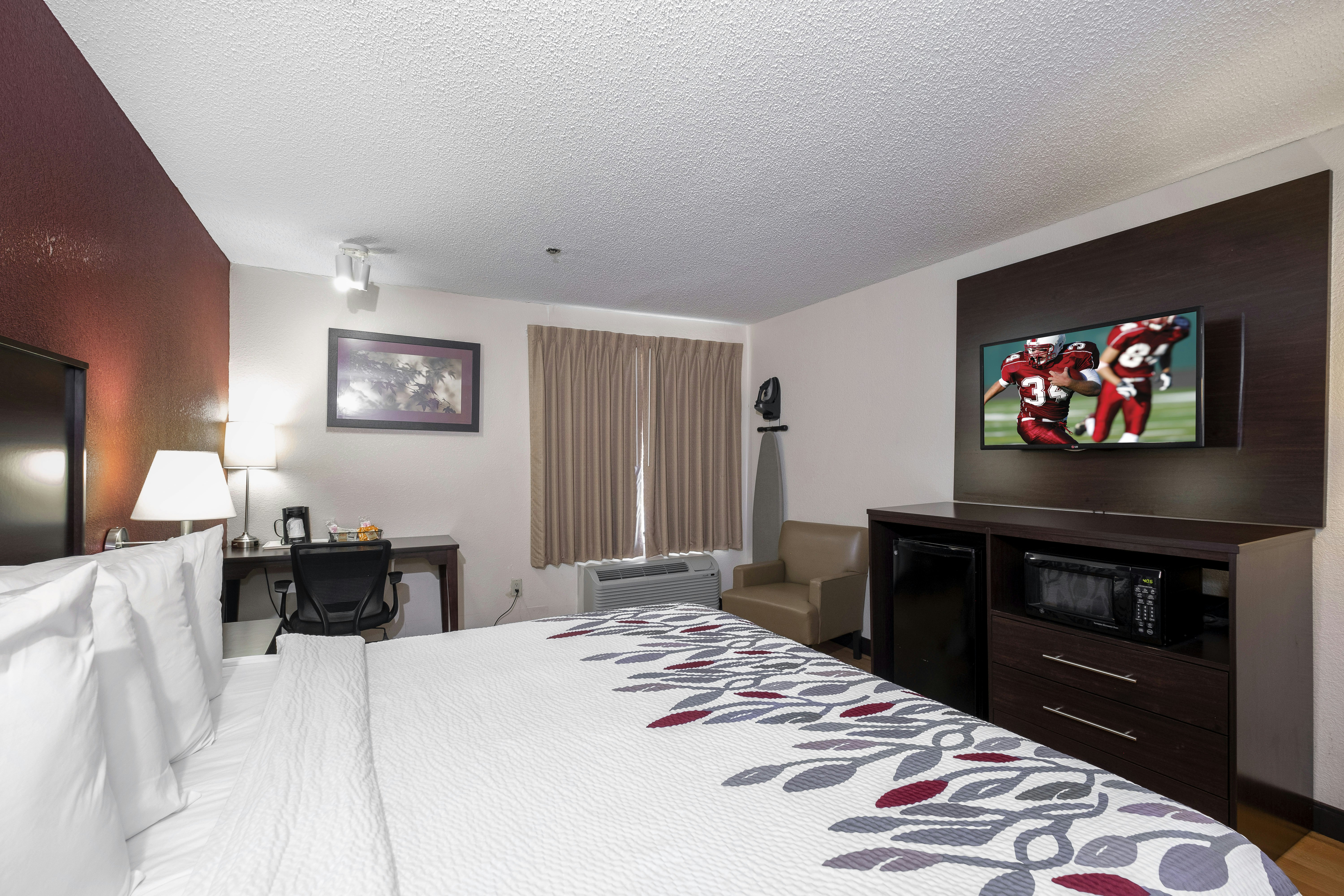 Red Roof Inn Suites Dover Downtown