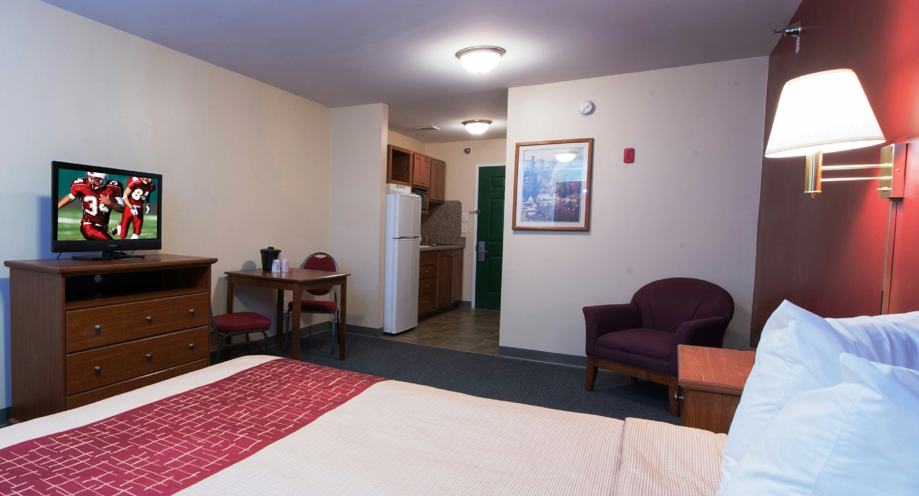 Red Roof Inn Suites Dickinson