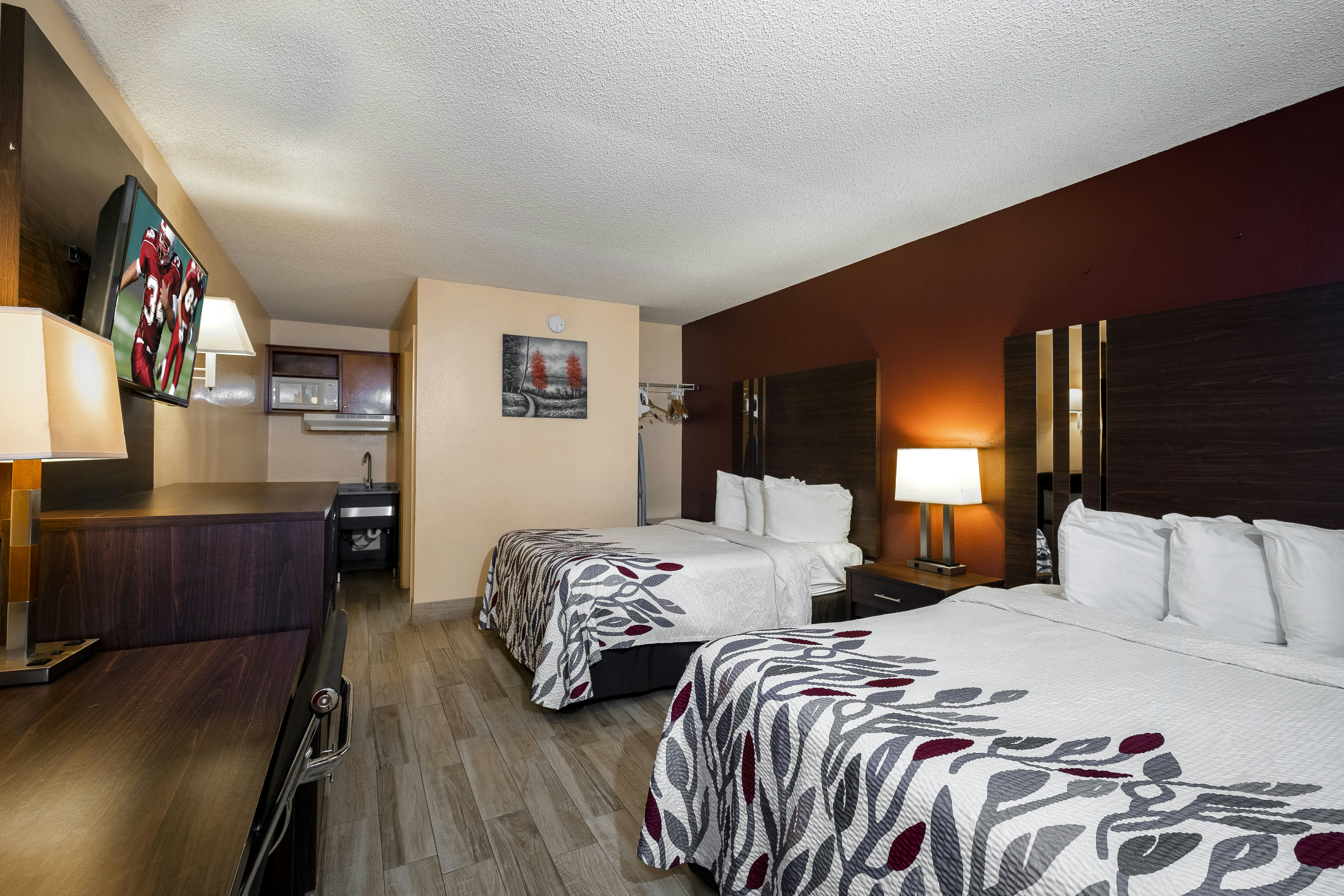 Deluxe 2 Full Beds Non-Smoking