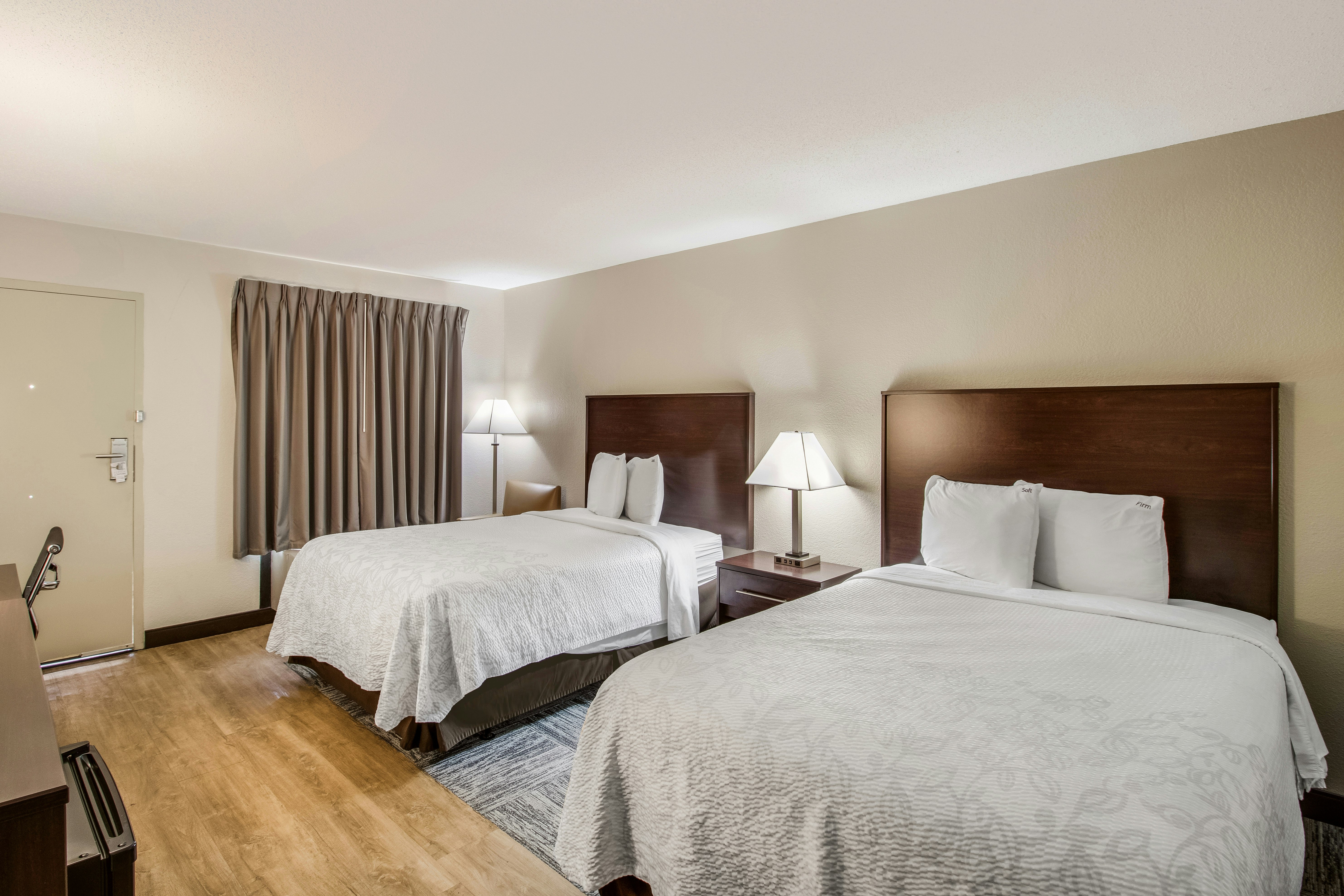 Red Roof PLUS+ Dallas – Addison