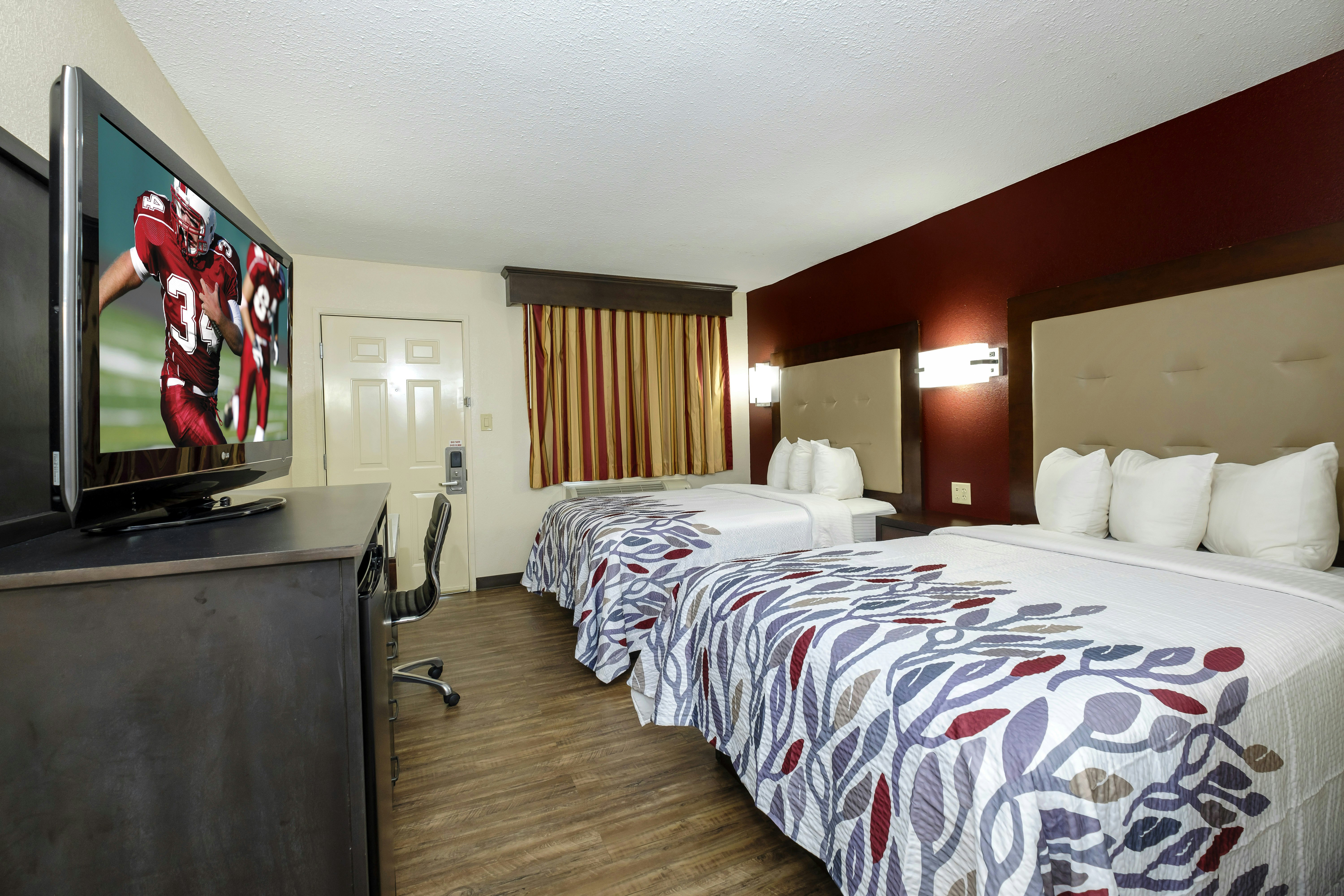 Red Roof Inn Columbus, MS