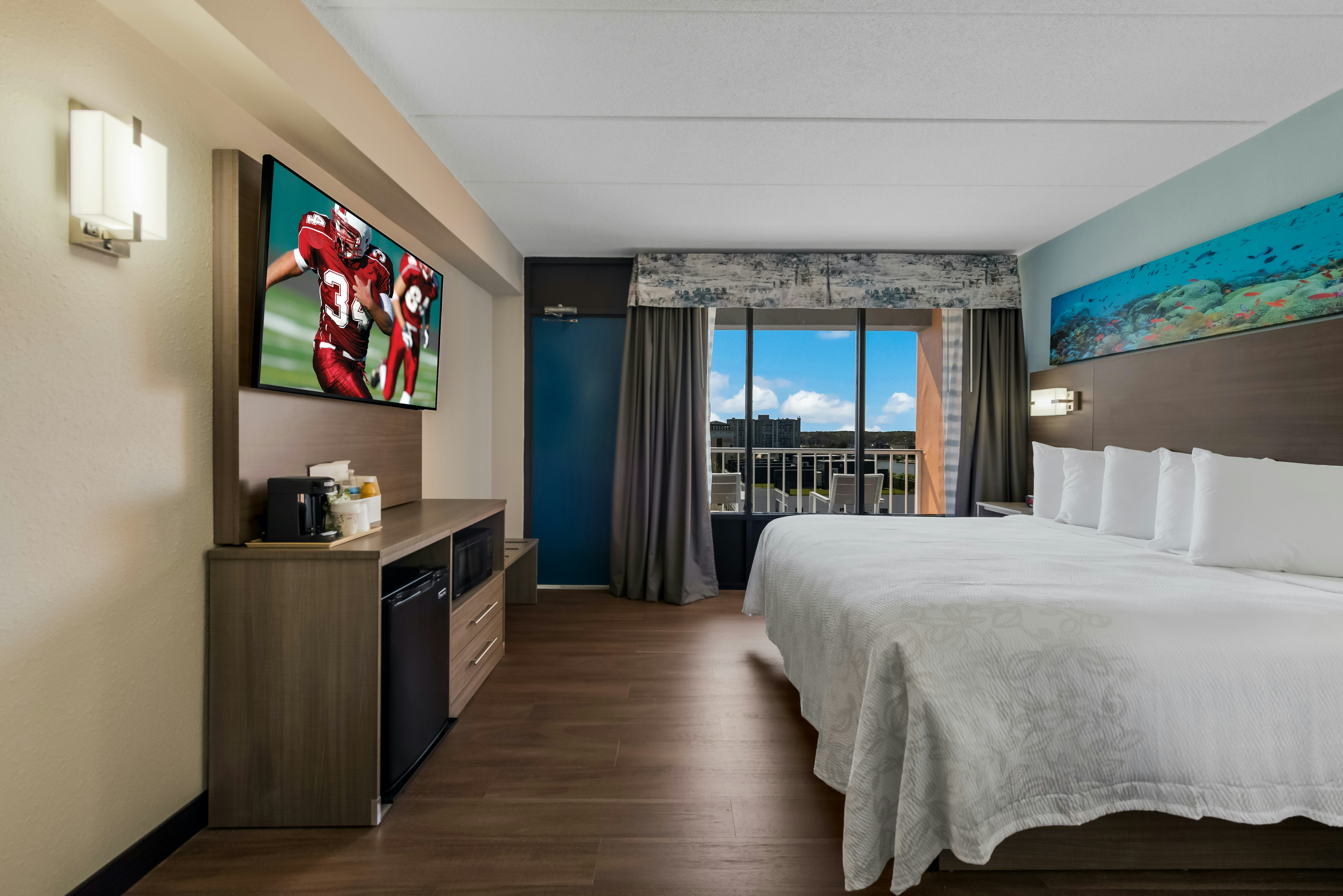 Red Roof PLUS+ Suites Virginia Beach – Seaside