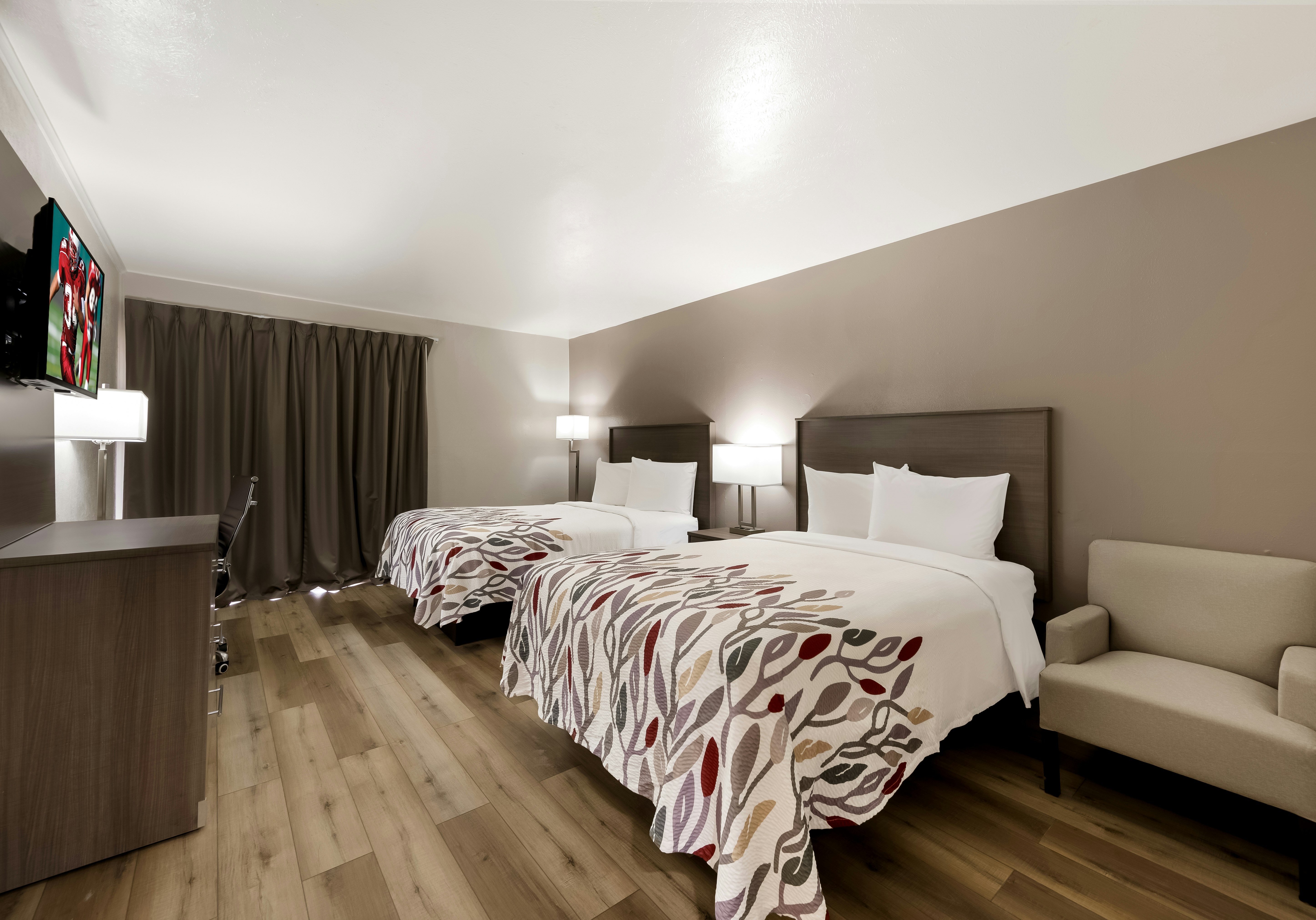 Deluxe 2 Full Beds Non-Smoking